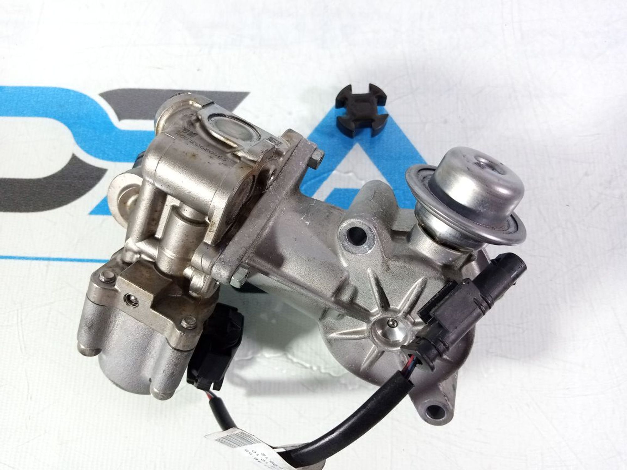 https://ycs.partsauto.market/partsauto-images/thmbs/userImages/b7628e092085f1f91467af1afb6e7630/part/f890686e-d8fb-4fb7-a0df-882bf3e0375b_1740142794517.jpg
