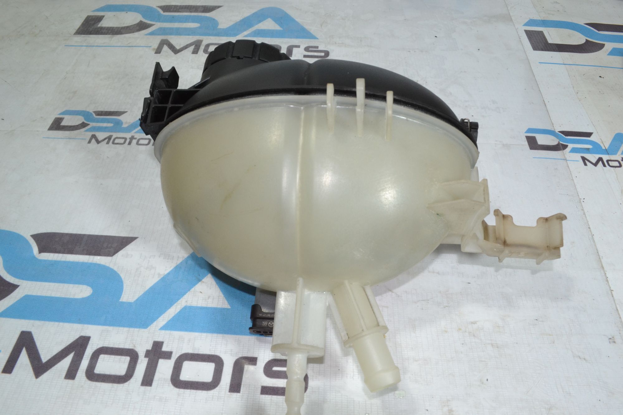 https://ycs.partsauto.market/partsauto-images/thmbs/userImages/b7628e092085f1f91467af1afb6e7630/part/f92785bf-5700-40d1-bb7e-c3b65fcbcb61_1779878703044.jpg