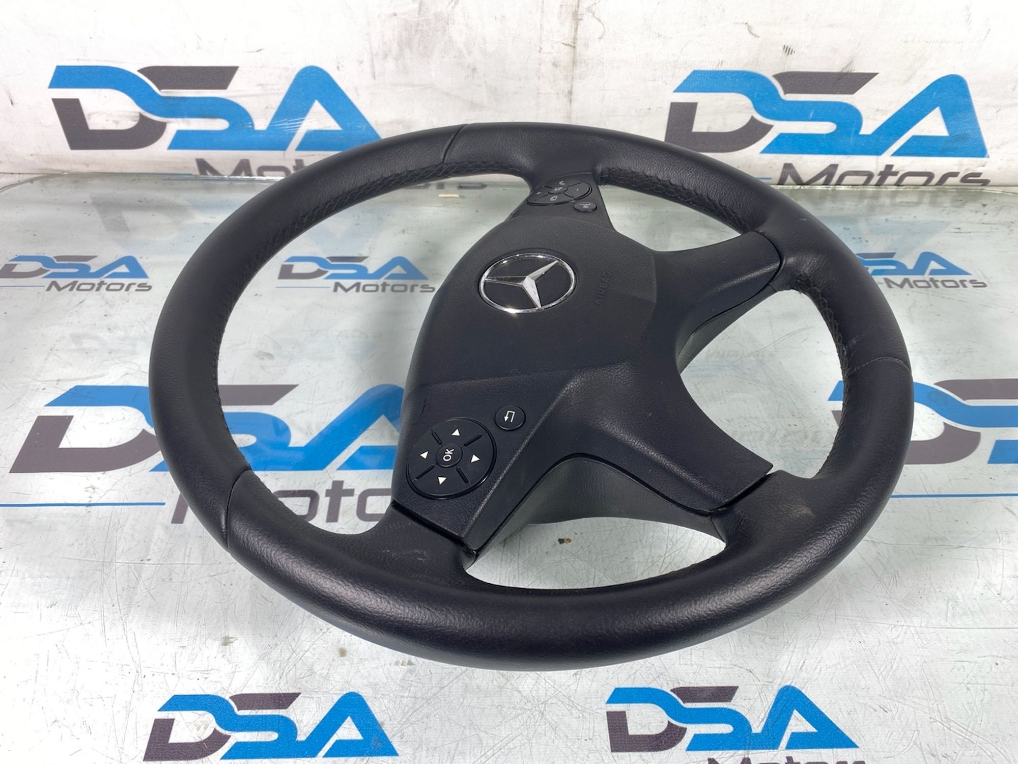 https://ycs.partsauto.market/partsauto-images/thmbs/userImages/b7628e092085f1f91467af1afb6e7630/part/f988c765-91d8-425f-8a53-b4da4b39d8c1_1734673902519.jpg