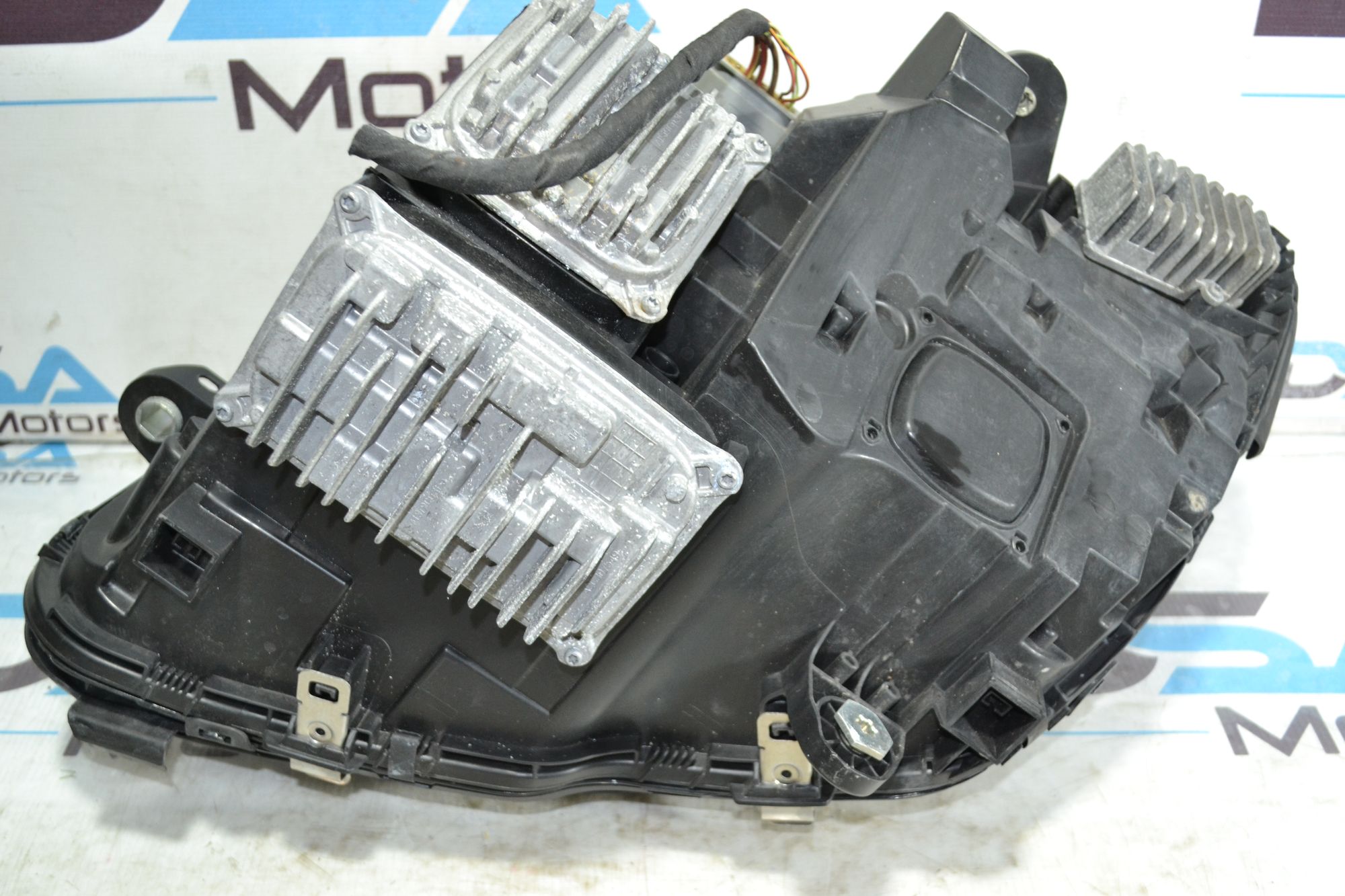 https://ycs.partsauto.market/partsauto-images/thmbs/userImages/b7628e092085f1f91467af1afb6e7630/part/f9c47663-21cc-445f-811c-6c5b61f18f54_1784025327261.jpg