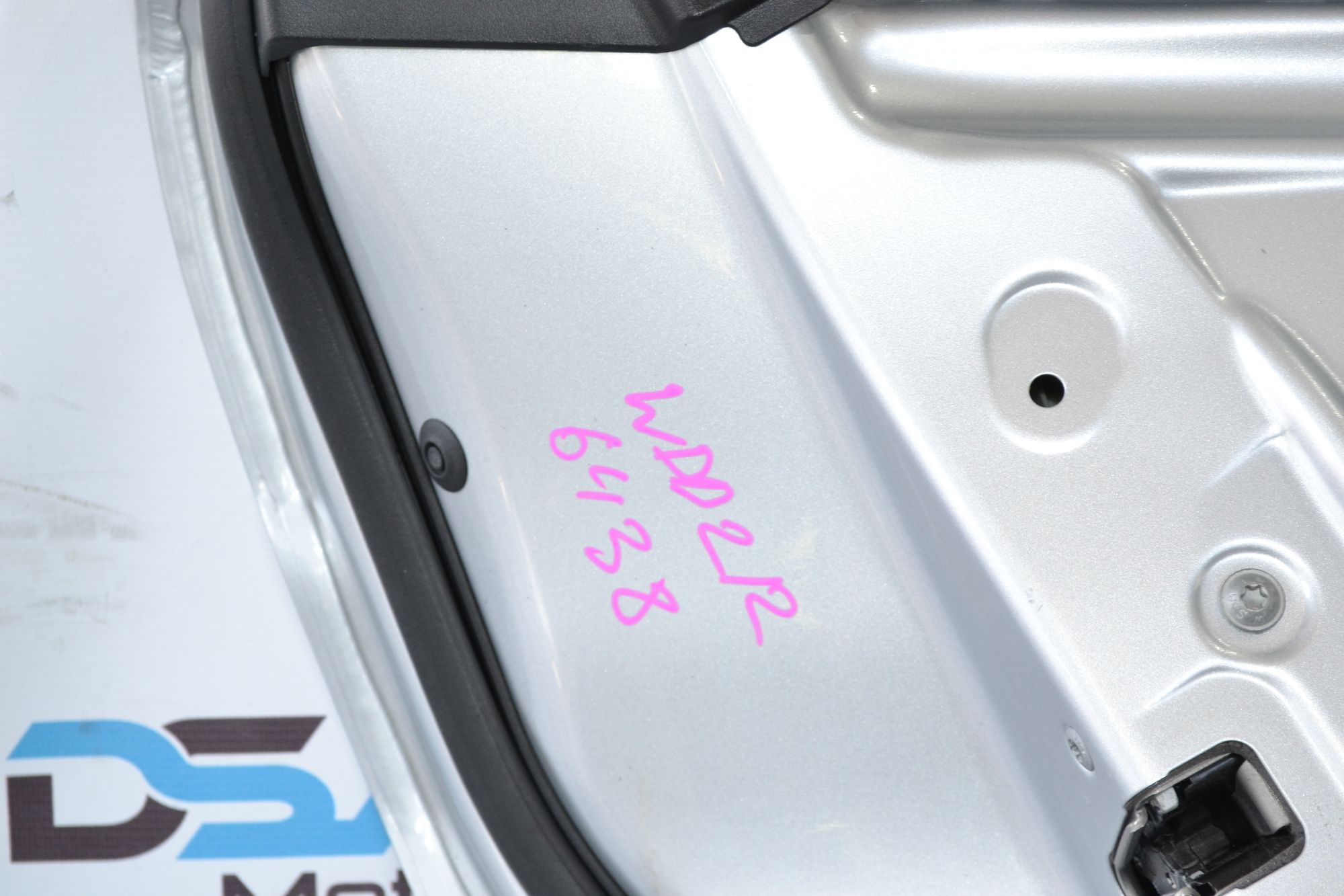 https://ycs.partsauto.market/partsauto-images/thmbs/userImages/b7628e092085f1f91467af1afb6e7630/part/fa07af1b-ce4c-4a7d-b194-ebbab99c6145_1783074740643.jpg