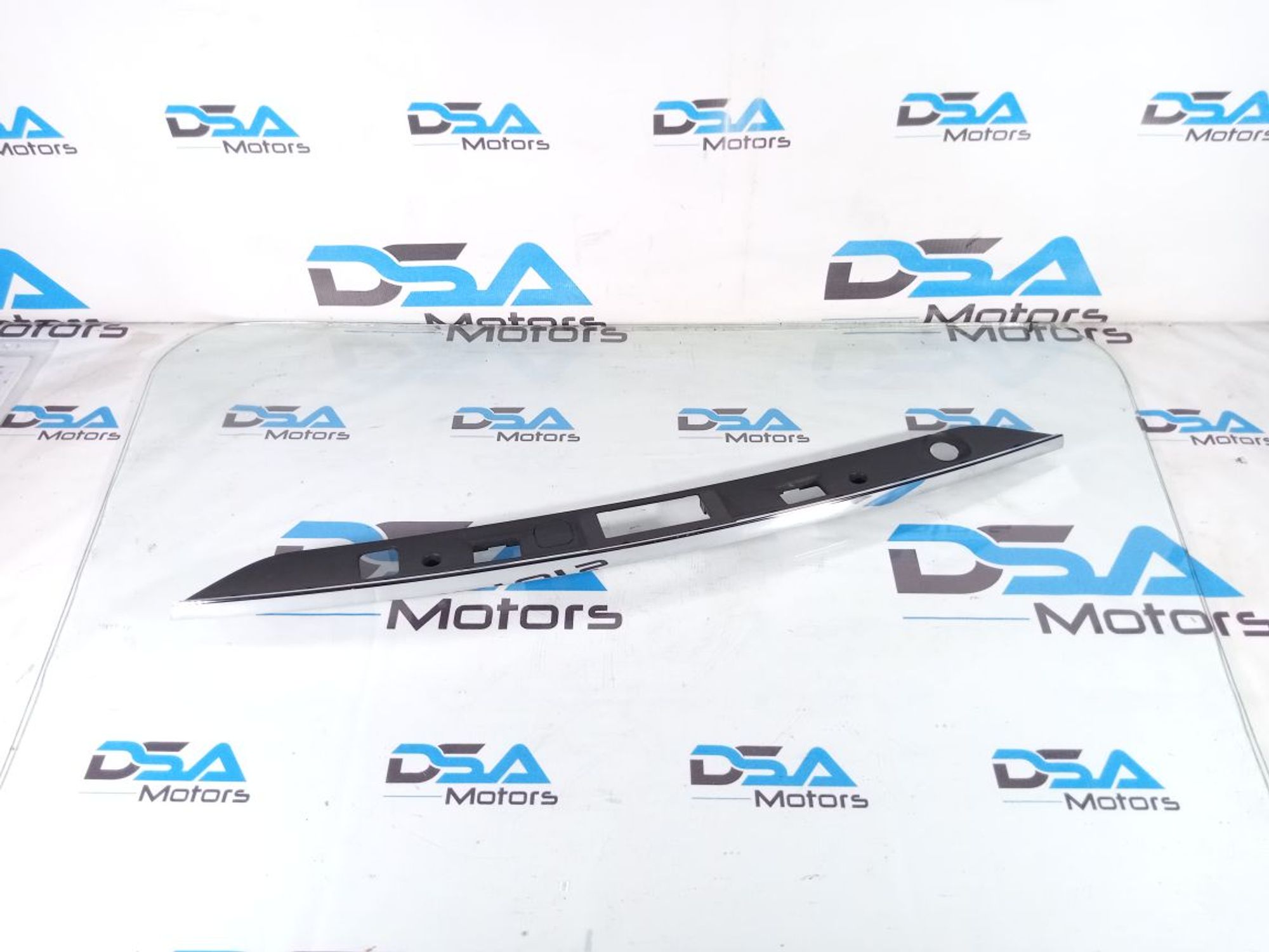 https://ycs.partsauto.market/partsauto-images/thmbs/userImages/b7628e092085f1f91467af1afb6e7630/part/fa5db06b-6f85-4fb0-9dd1-3a54b49db6b3_1721117527080.jpg