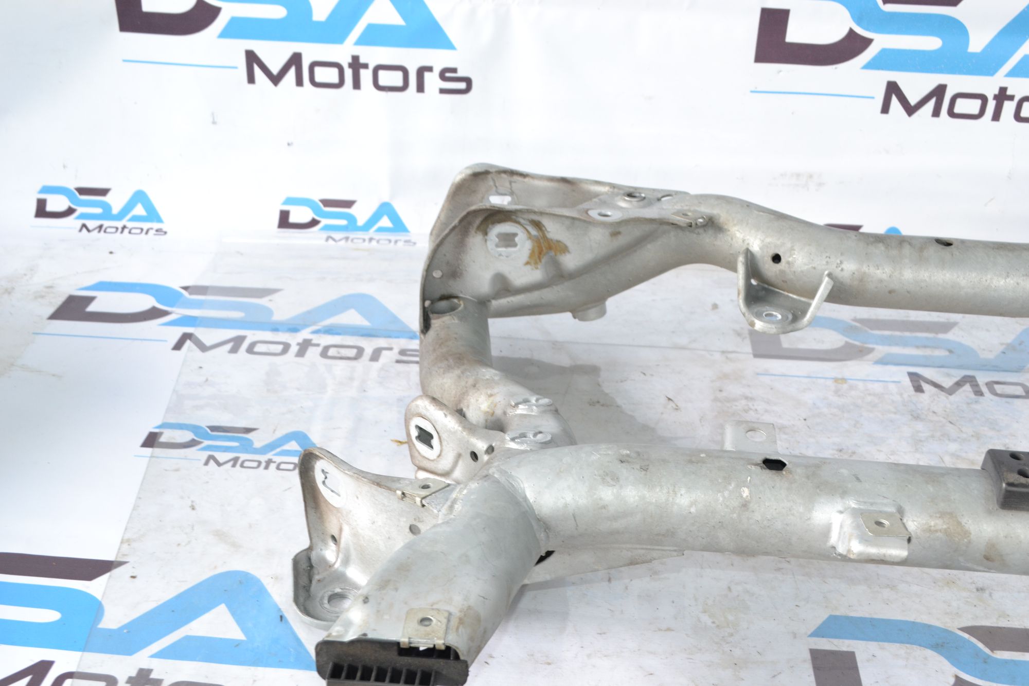 https://ycs.partsauto.market/partsauto-images/thmbs/userImages/b7628e092085f1f91467af1afb6e7630/part/fae92e76-57ca-4be5-8dc8-c28501d74354_1781614581338.jpg