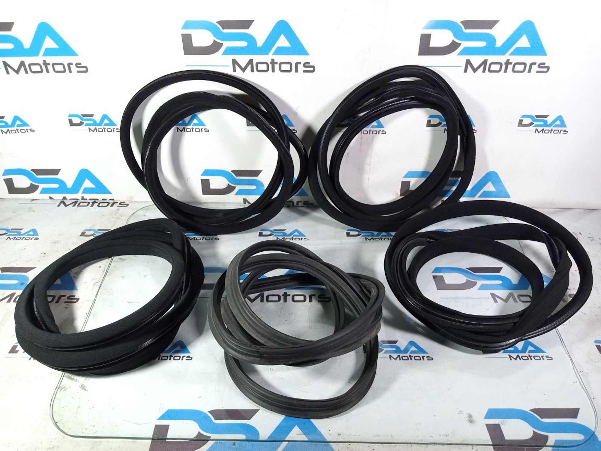 https://ycs.partsauto.market/partsauto-images/thmbs/userImages/b7628e092085f1f91467af1afb6e7630/part/faf199ce-dab3-4ef8-b7bf-82eb79086c4f_1737013310430.jpg