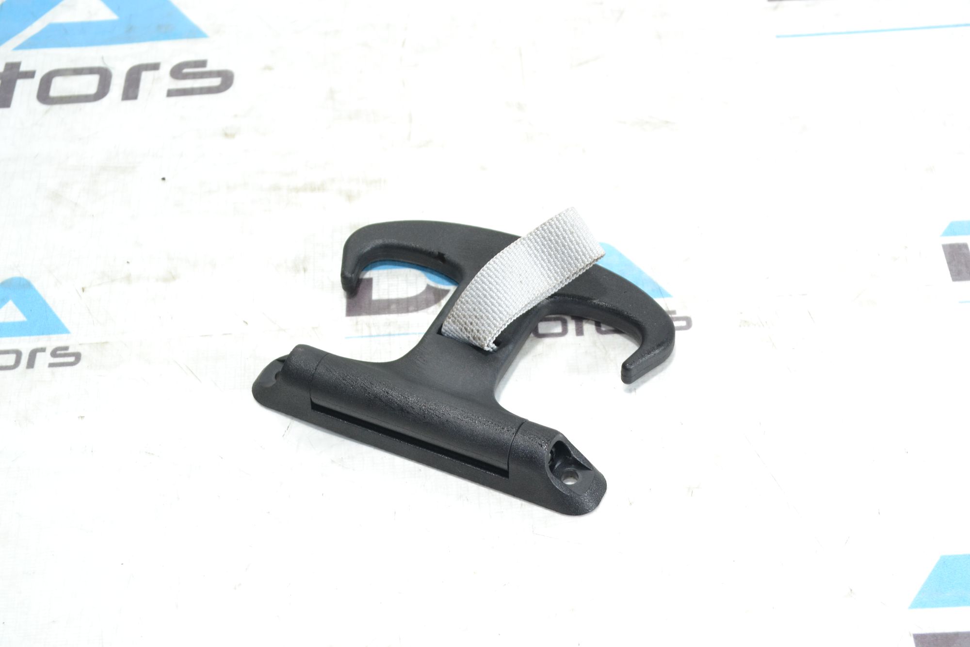 https://ycs.partsauto.market/partsauto-images/thmbs/userImages/b7628e092085f1f91467af1afb6e7630/part/fb4ab921-22ce-4570-bb10-8a14d65ff924_1780482665376.jpg