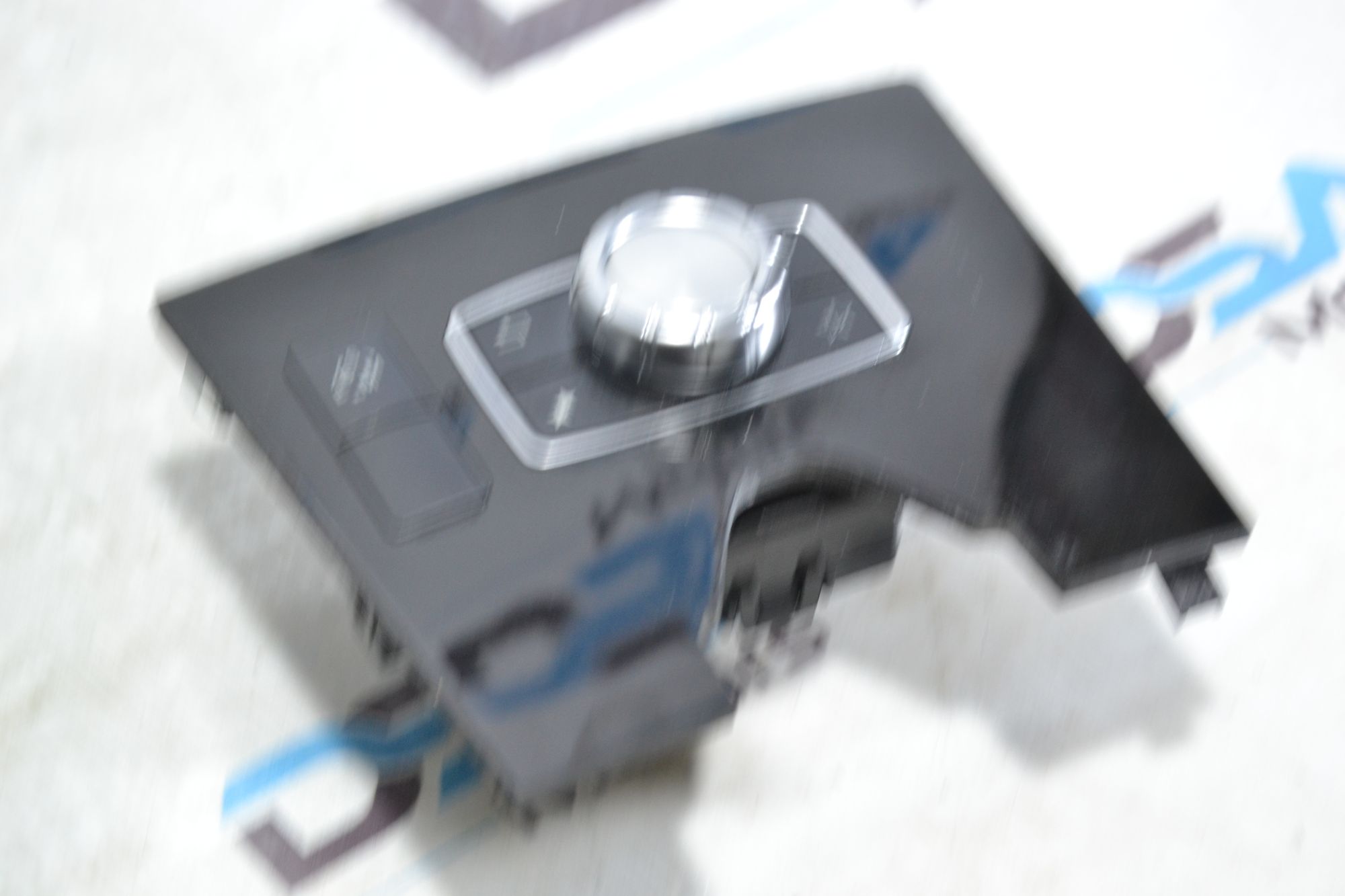 https://ycs.partsauto.market/partsauto-images/thmbs/userImages/b7628e092085f1f91467af1afb6e7630/part/fbadea3a-606f-4fe1-b4c2-aeec1b180988_1780985987582.jpg