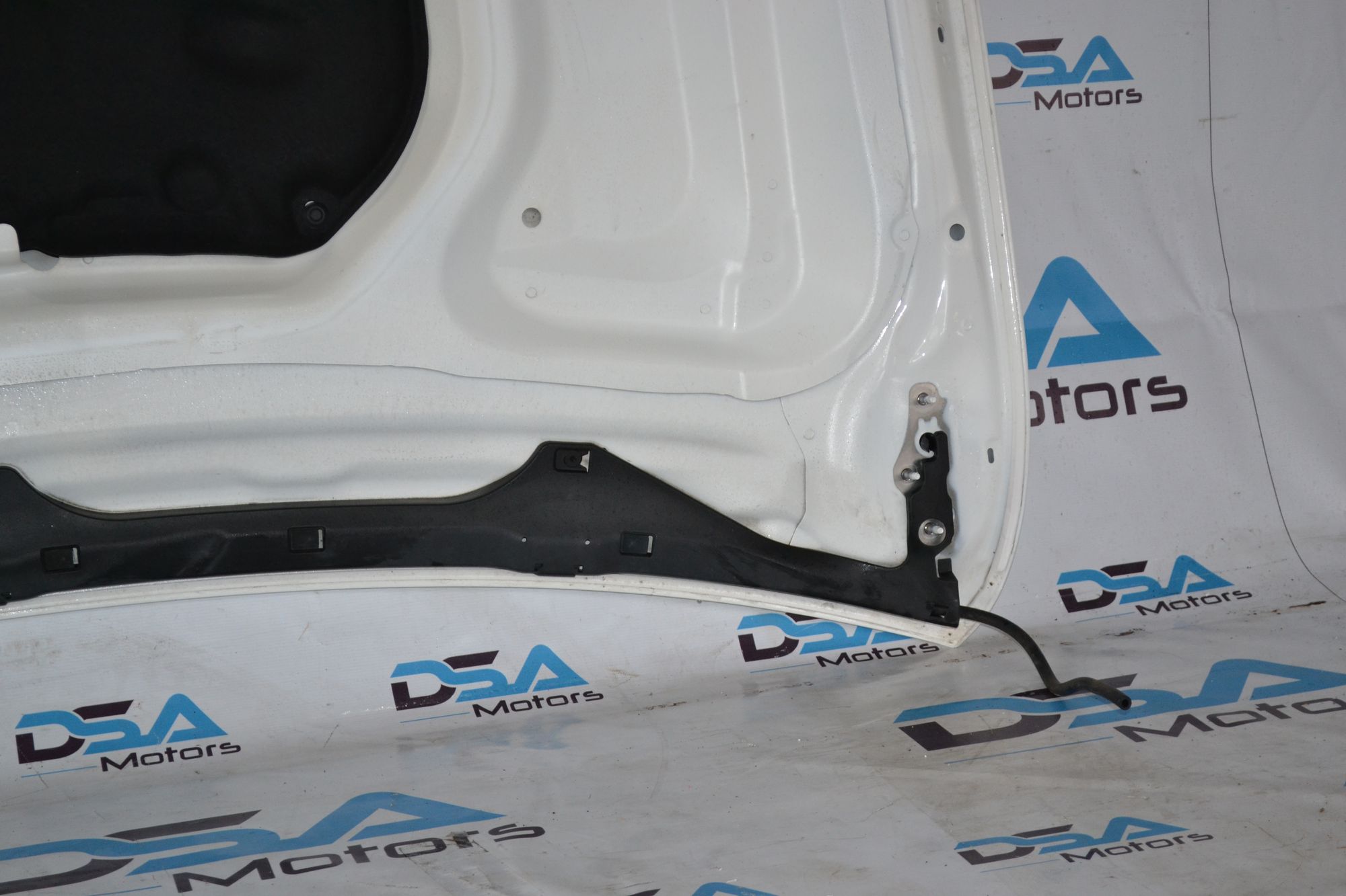 https://ycs.partsauto.market/partsauto-images/thmbs/userImages/b7628e092085f1f91467af1afb6e7630/part/fbb40969-e8c7-4d1e-90da-4829af5cbbae_1784287512854.jpg