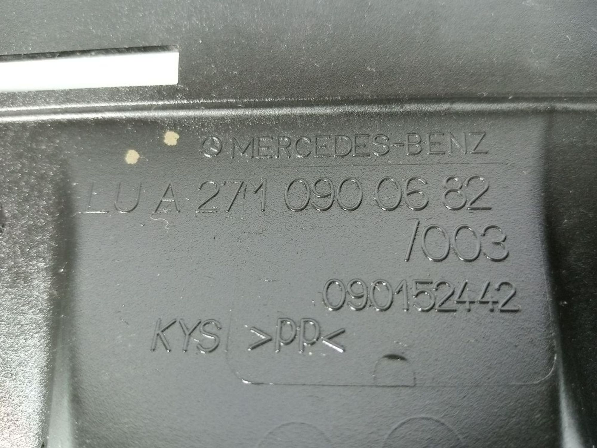 https://ycs.partsauto.market/partsauto-images/thmbs/userImages/b7628e092085f1f91467af1afb6e7630/part/fc419542-8f6e-4ab6-81c9-a37eb7113dc7_1744639667150.jpg