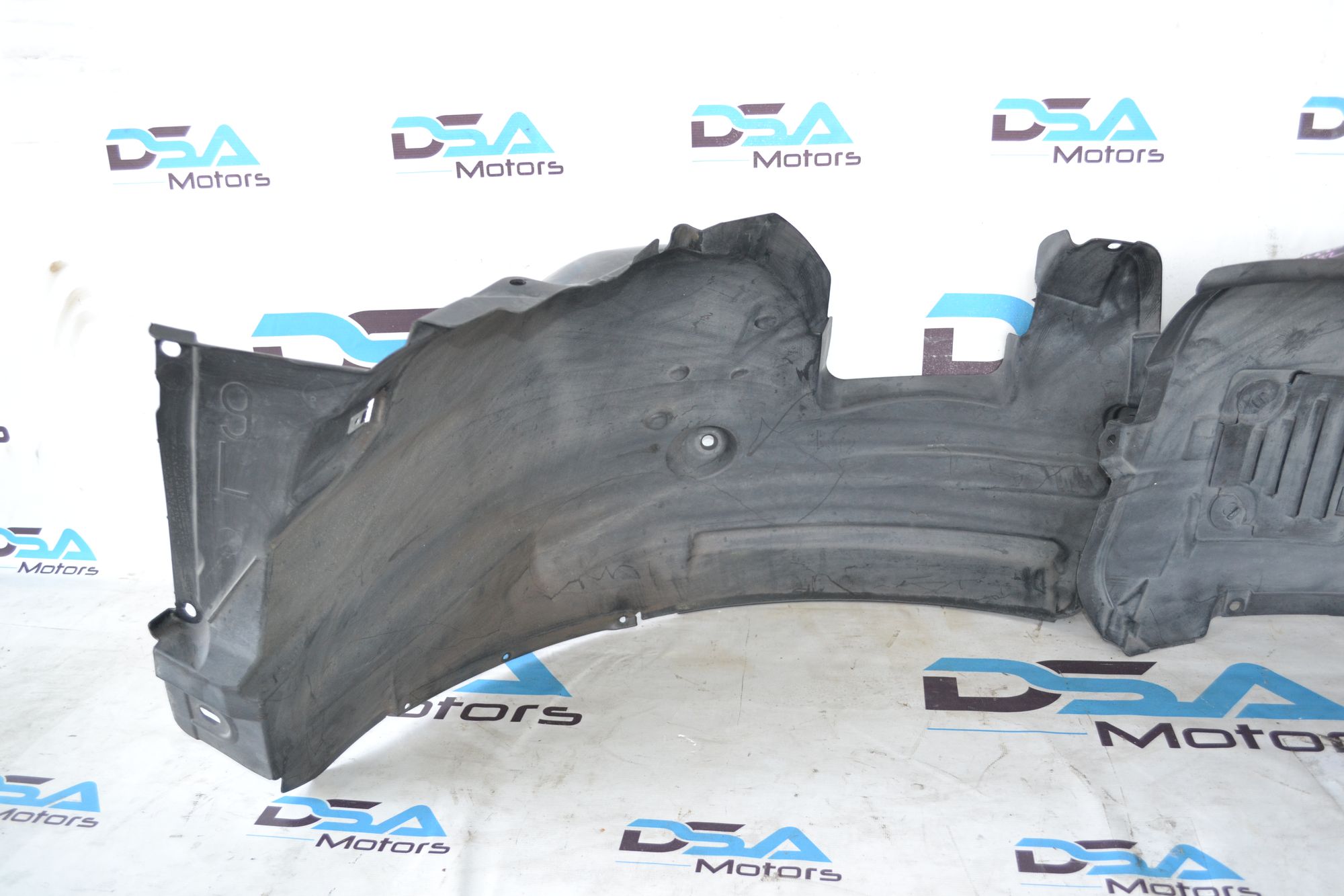 https://ycs.partsauto.market/partsauto-images/thmbs/userImages/b7628e092085f1f91467af1afb6e7630/part/fc59ab92-7b18-4fcb-b76e-77a2d24cf0a3_1784895247628.jpg