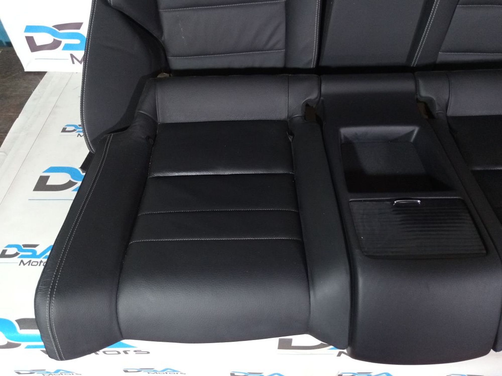 https://ycs.partsauto.market/partsauto-images/thmbs/userImages/b7628e092085f1f91467af1afb6e7630/part/fca6c750-c81a-4cd3-8b93-8a45ebffcc30_1743064961379.jpg