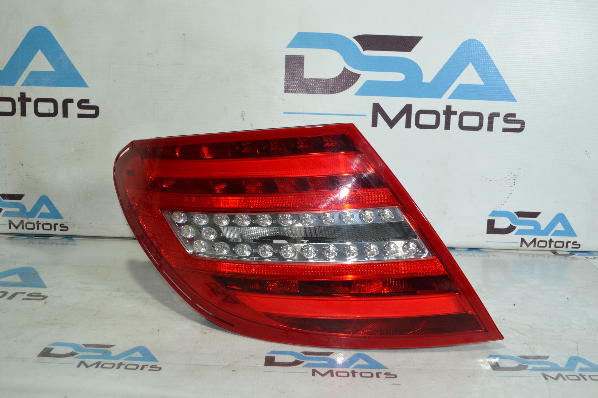 https://ycs.partsauto.market/partsauto-images/thmbs/userImages/b7628e092085f1f91467af1afb6e7630/part/fcd56ea9-904e-49e2-8fb5-bbc1a5a588e0_1779797470934.jpg