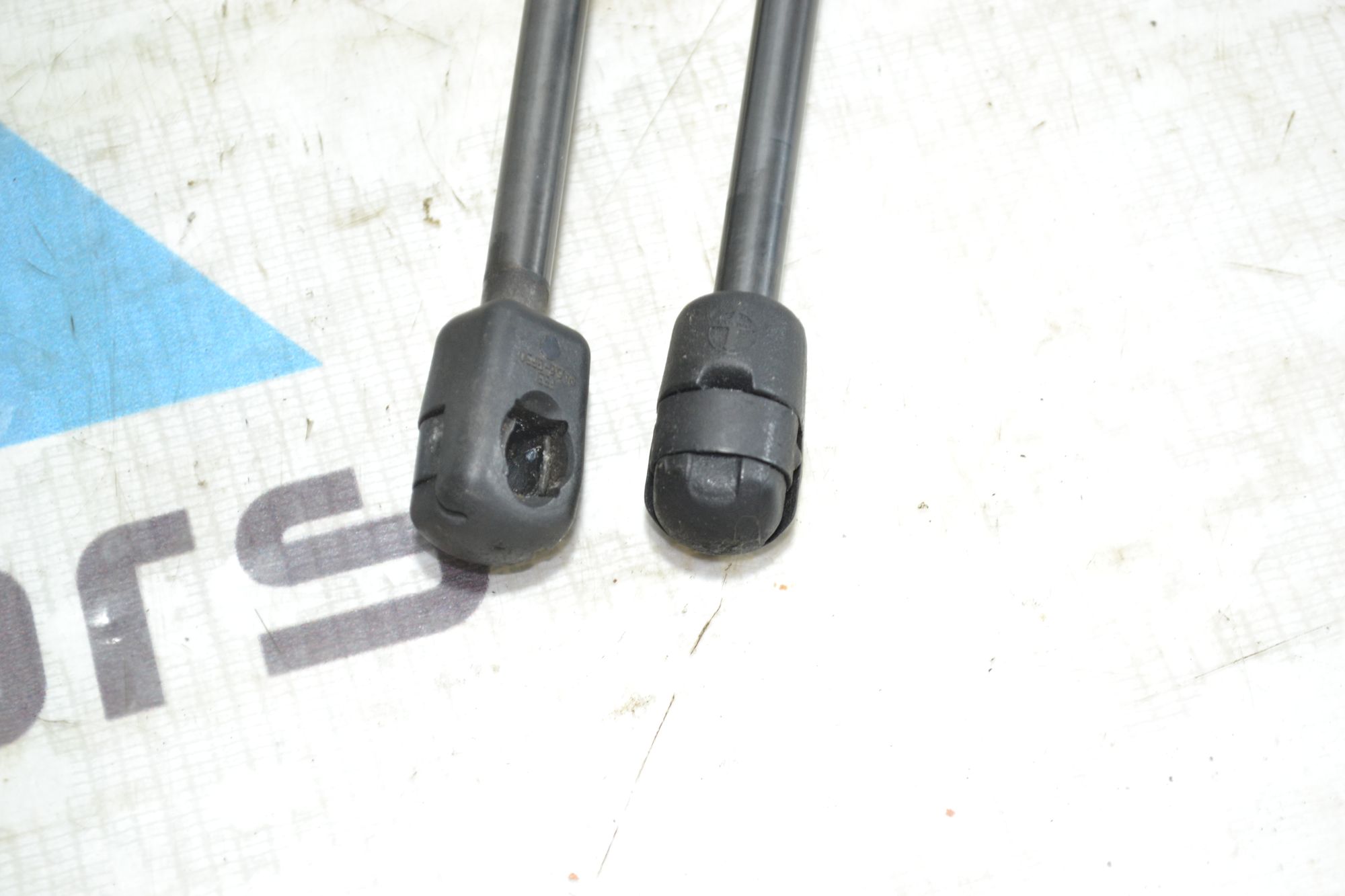 https://ycs.partsauto.market/partsauto-images/thmbs/userImages/b7628e092085f1f91467af1afb6e7630/part/fceedc5a-f12b-4812-8584-50e51faf928f_1785393540311.jpg