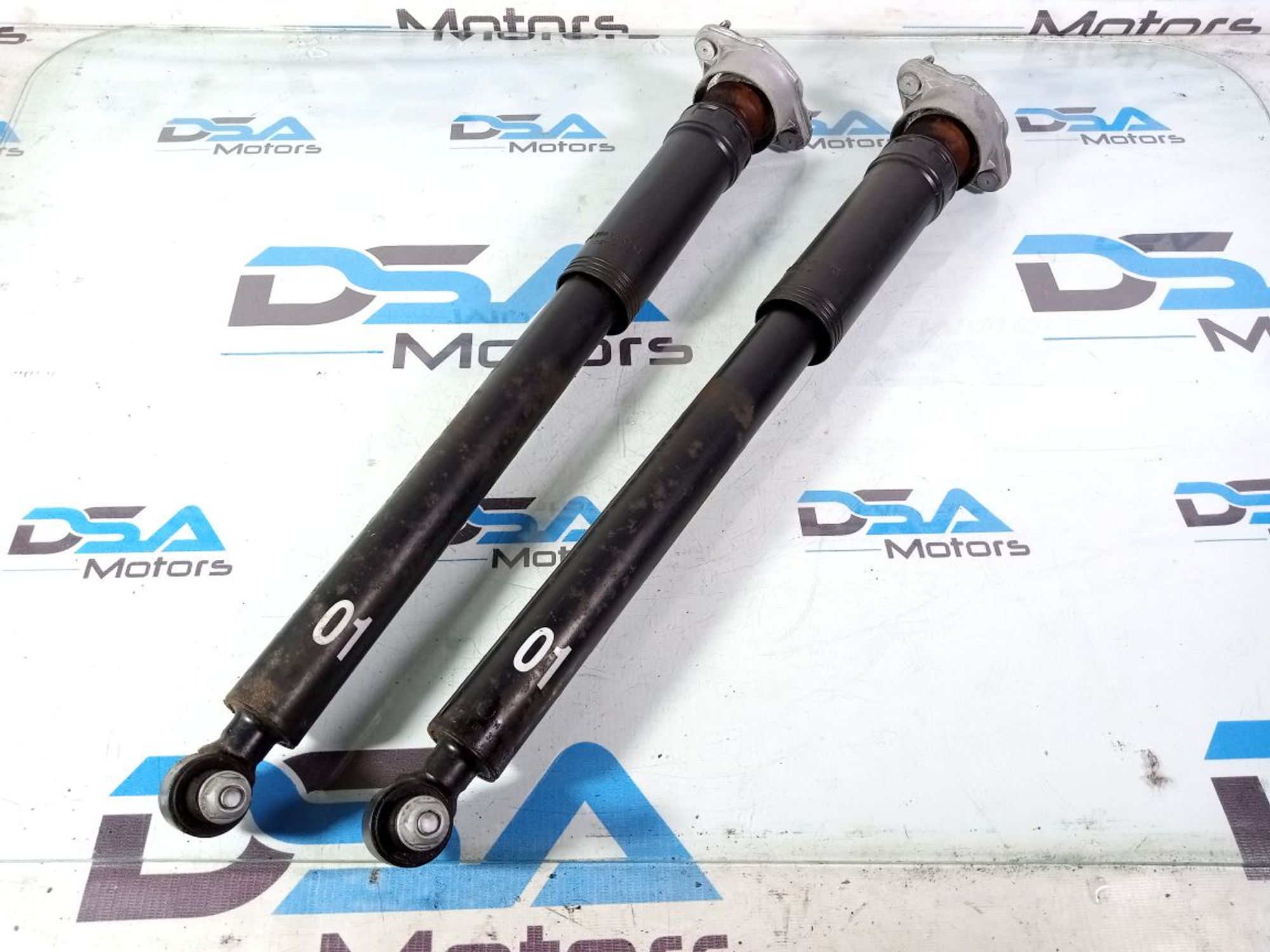 https://ycs.partsauto.market/partsauto-images/thmbs/userImages/b7628e092085f1f91467af1afb6e7630/part/fd2c8684-ed2c-422d-ba1d-2f9634d1b62e_1737197218134.jpg