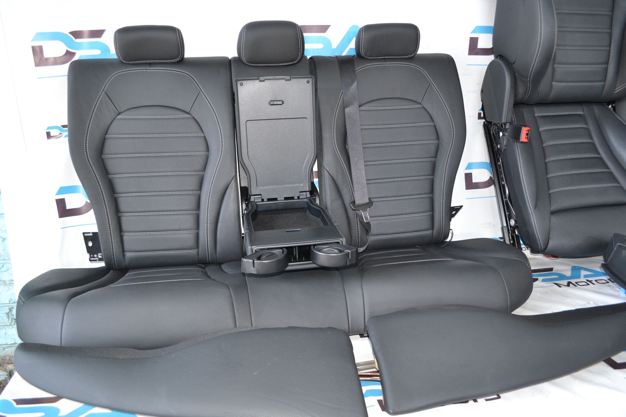 https://ycs.partsauto.market/partsauto-images/thmbs/userImages/b7628e092085f1f91467af1afb6e7630/part/fd58ba8a-b4a6-4c9a-a83e-a277fd008850_1783946317556.jpg