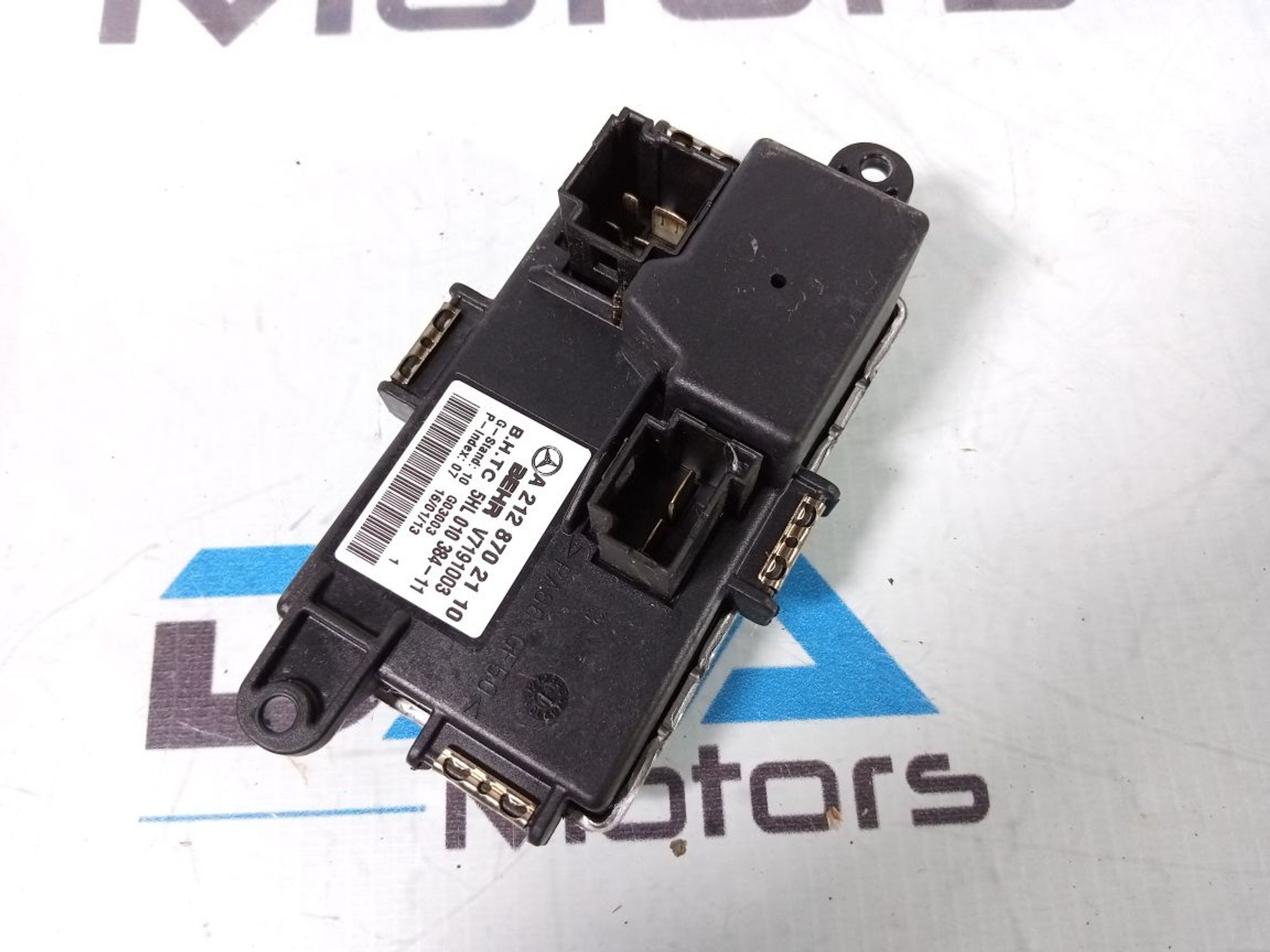 https://ycs.partsauto.market/partsauto-images/thmbs/userImages/b7628e092085f1f91467af1afb6e7630/part/fd796bac-9299-442c-be63-ec18fe5ec515_1727261644453.jpg