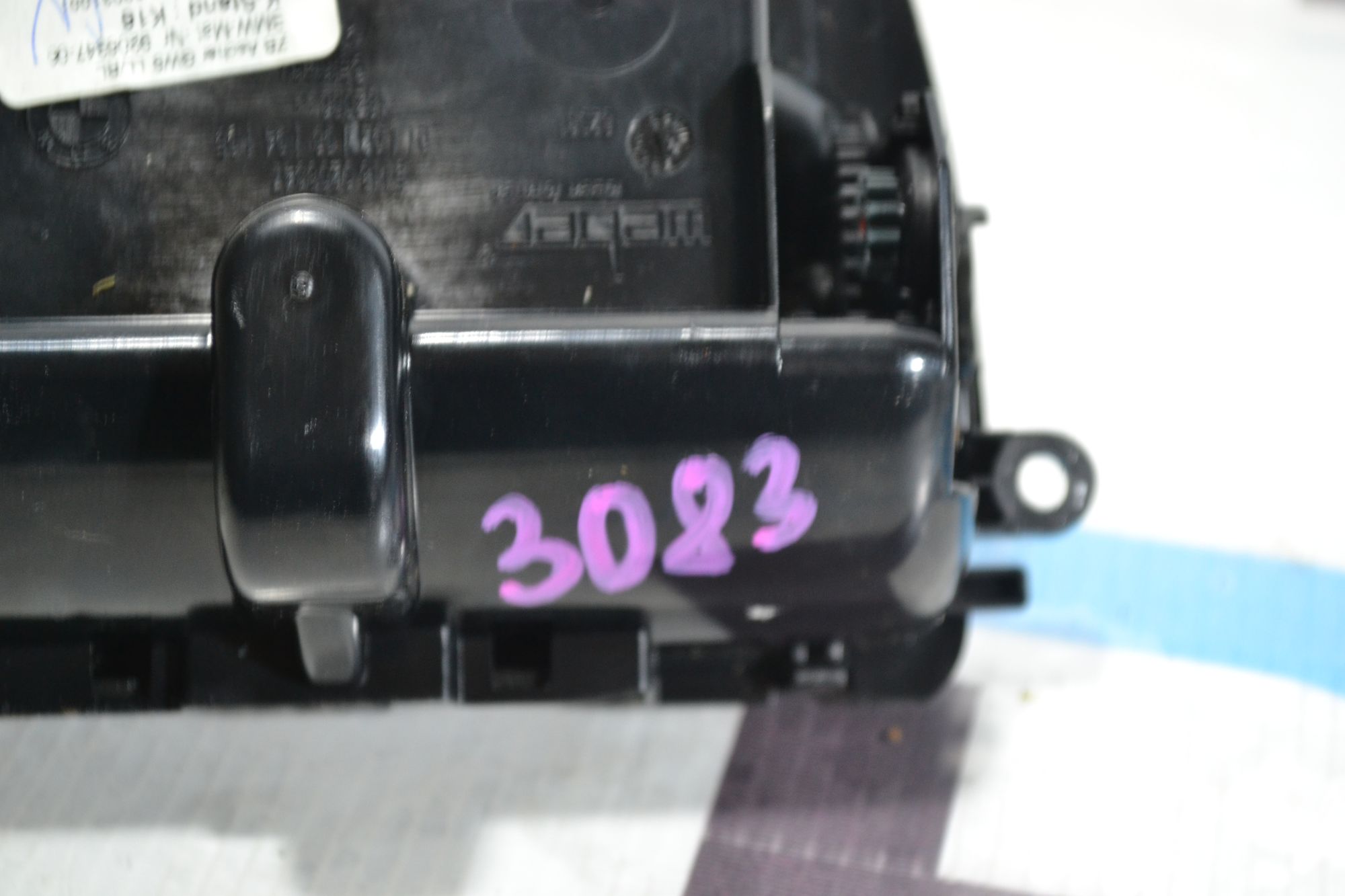 Пепельница Оригинал BMW 5 F10/F11/F18 из Японии, 1900 рублей, Кореновск