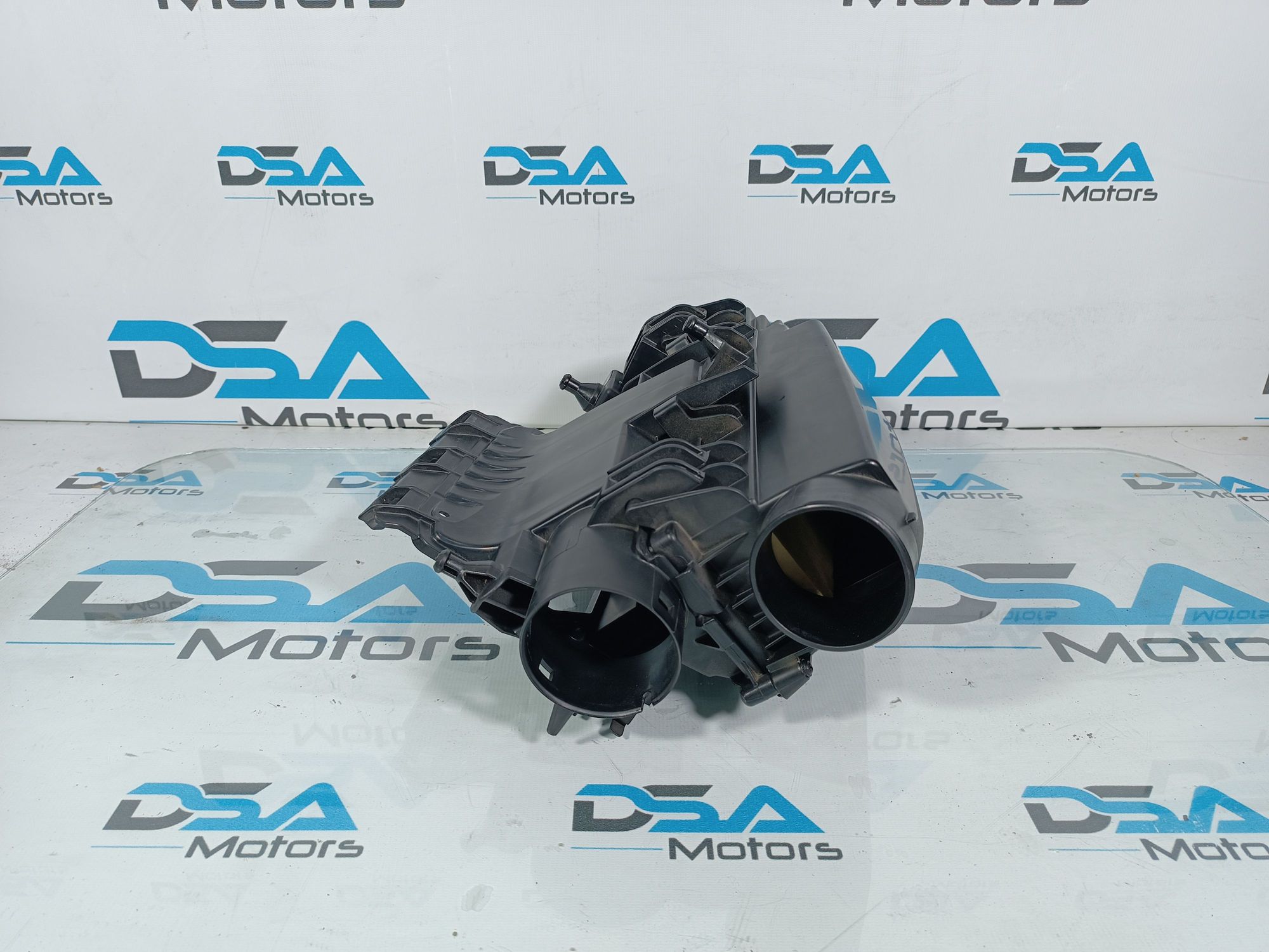 https://ycs.partsauto.market/partsauto-images/thmbs/userImages/b7628e092085f1f91467af1afb6e7630/part/fe119121-2ca5-4658-89a7-c33095628640_1699514283793.jpg