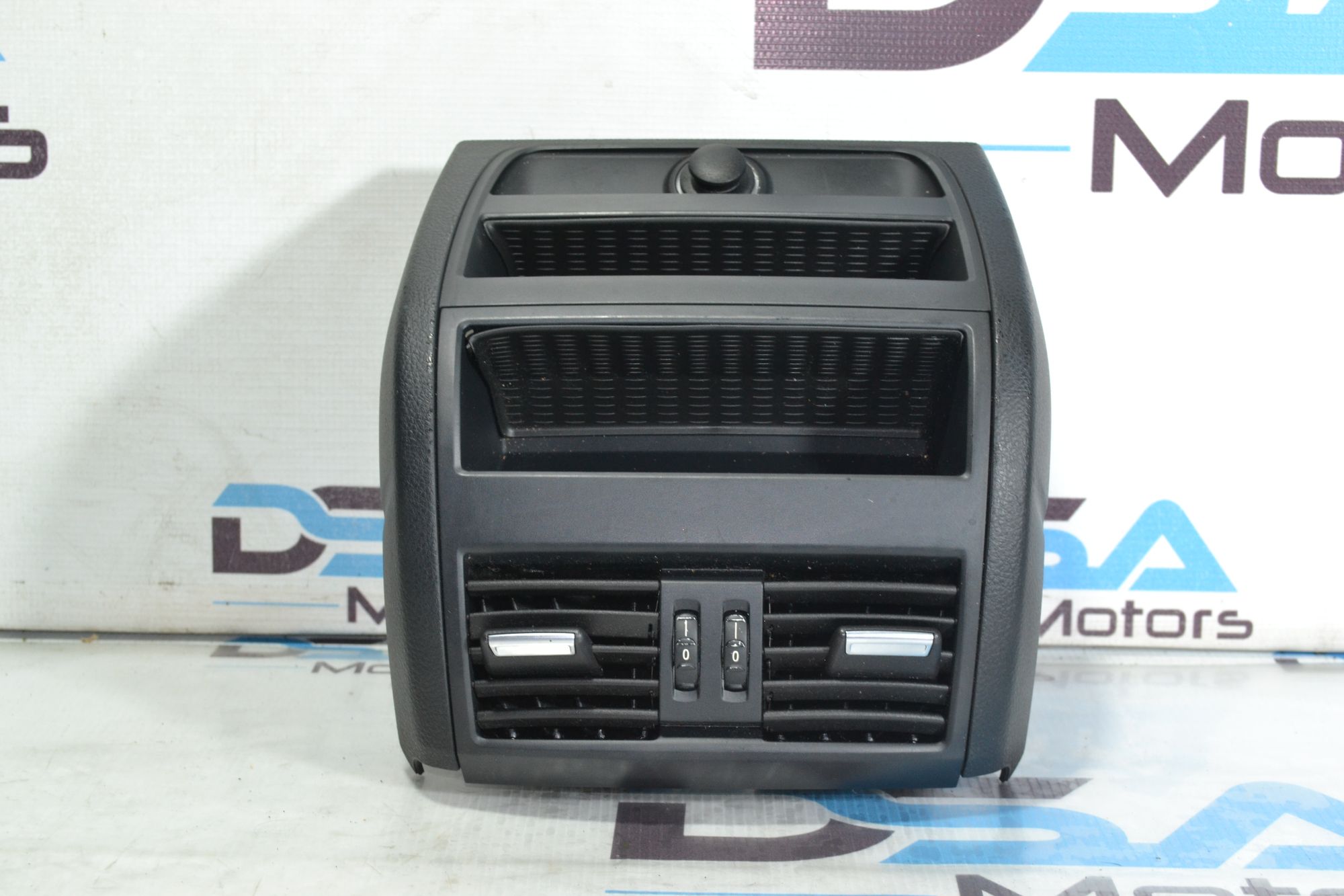 https://ycs.partsauto.market/partsauto-images/thmbs/userImages/b7628e092085f1f91467af1afb6e7630/part/fe5b1492-6e09-41bb-86d6-90ee4d215c2b_1780295249441.jpg