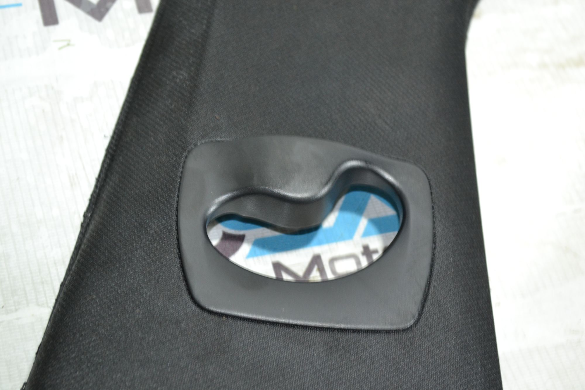 https://ycs.partsauto.market/partsauto-images/thmbs/userImages/b7628e092085f1f91467af1afb6e7630/part/fe881f26-f4a1-4d97-a898-9b4b47f0d8fa_1780913717385.jpg
