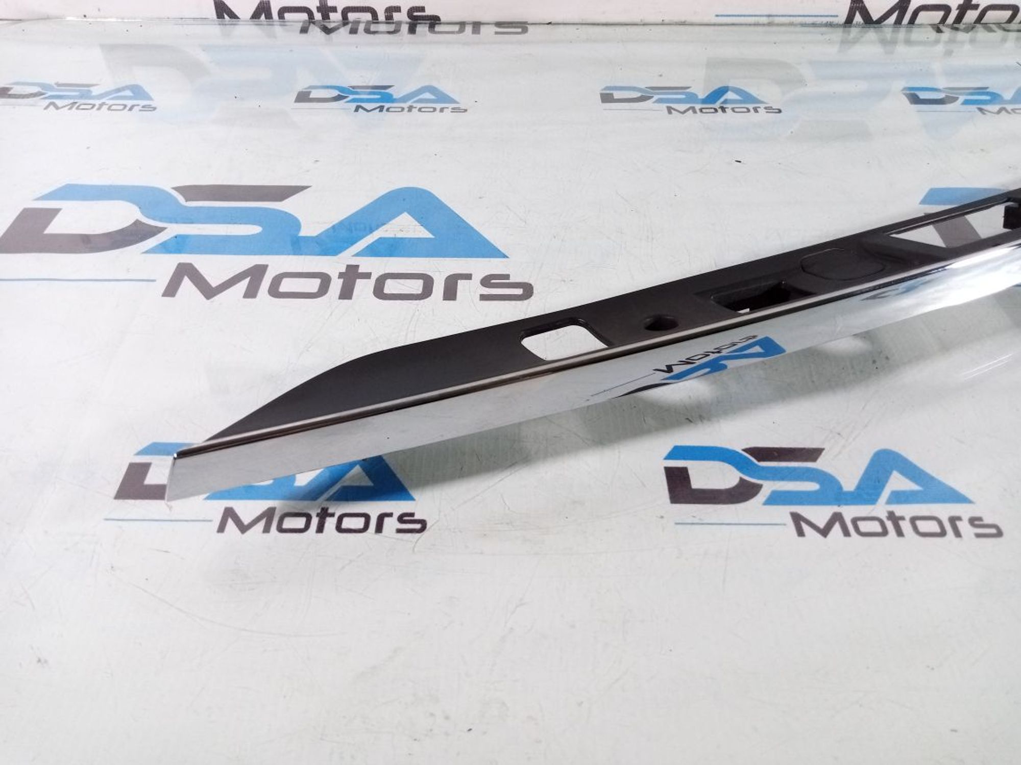https://ycs.partsauto.market/partsauto-images/thmbs/userImages/b7628e092085f1f91467af1afb6e7630/part/fe890f90-37fc-4905-a7a4-3f64a59f544b_1721650826509.jpg