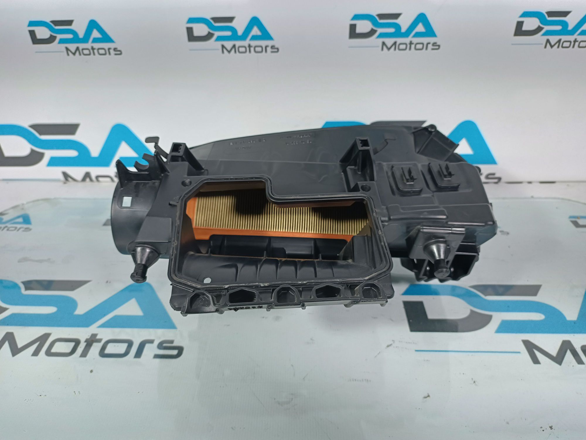 https://ycs.partsauto.market/partsauto-images/thmbs/userImages/b7628e092085f1f91467af1afb6e7630/part/feb50389-6b59-436a-bae6-272316a1b8fd_1699514283205.jpg