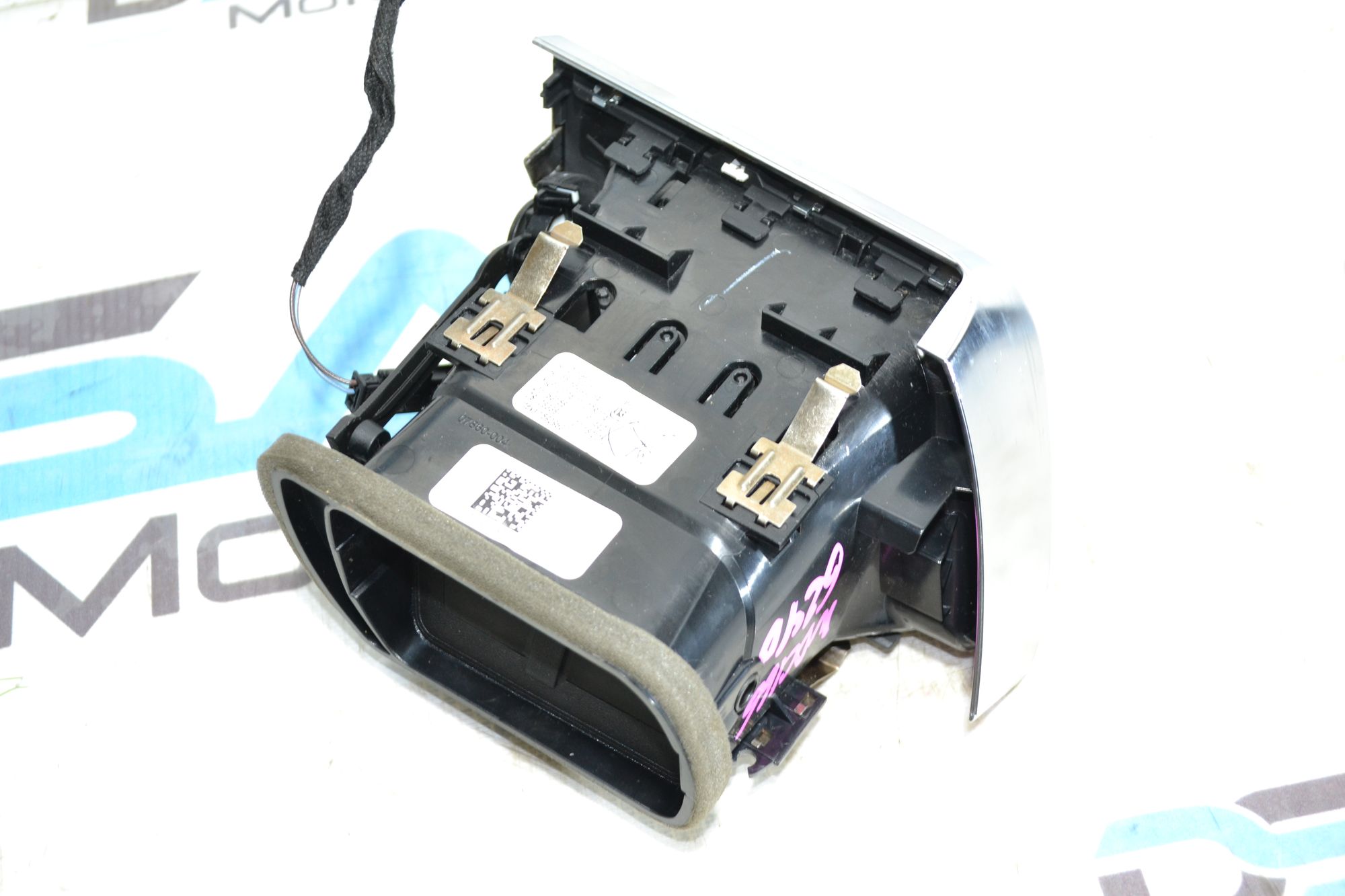 https://ycs.partsauto.market/partsauto-images/thmbs/userImages/b7628e092085f1f91467af1afb6e7630/part/ff5c1e41-9d1c-4779-8d04-39cc30fb6395_1785502985860.jpg