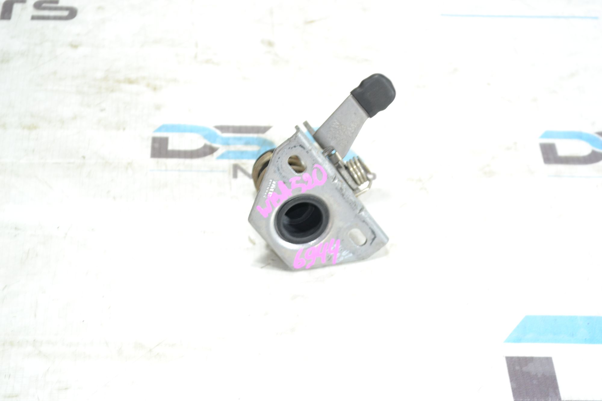 https://ycs.partsauto.market/partsauto-images/thmbs/userImages/b7628e092085f1f91467af1afb6e7630/part/ff93ac7e-9e45-4271-97aa-860ee595400e_1781678452777.jpg