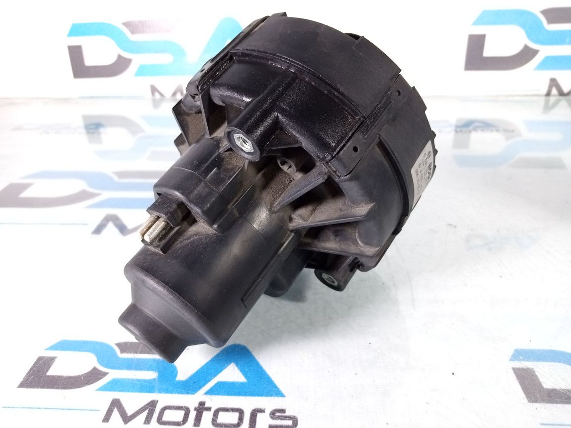 https://ycs.partsauto.market/partsauto-images/thmbs/userImages/b7628e092085f1f91467af1afb6e7630/part/ff97bbdb-2344-43f1-ad89-51a954a38a69_1734111412790.jpg