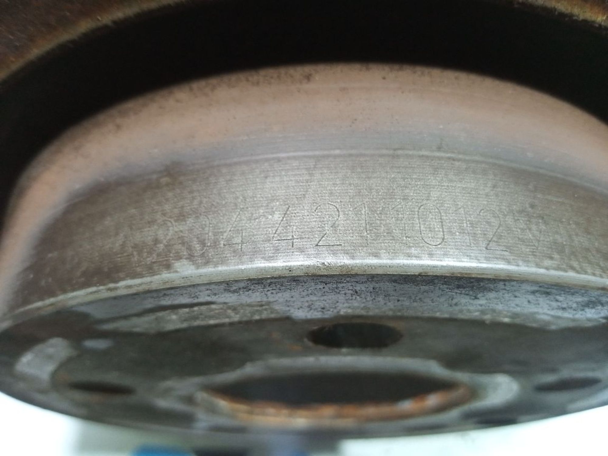 https://ycs.partsauto.market/partsauto-images/thmbs/userImages/b7628e092085f1f91467af1afb6e7630/part/ffb1d026-f4e5-43c5-b34c-991662381c16_1749153495537.jpg