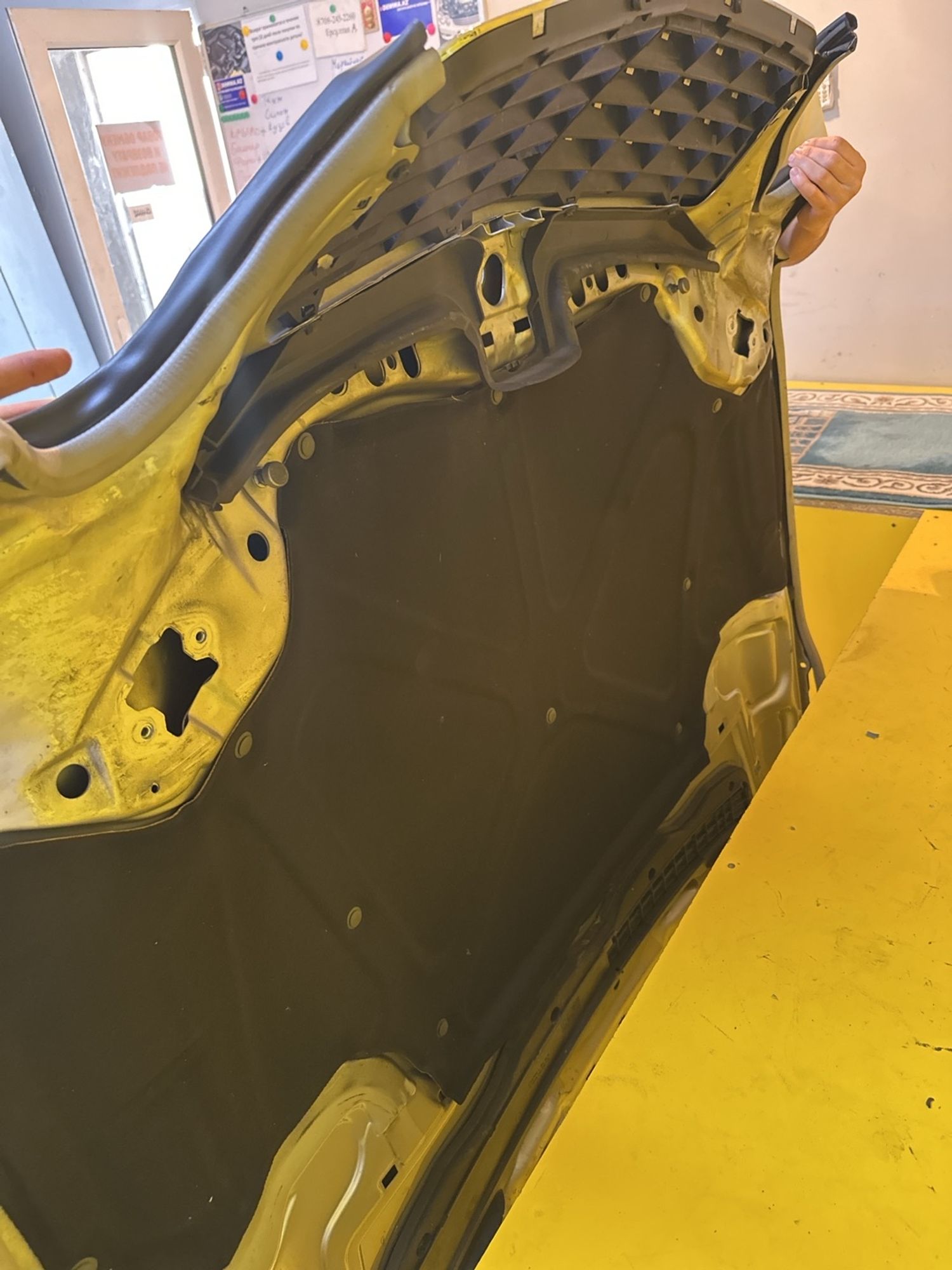 https://ycs.partsauto.market/partsauto-images/thmbs/userImages/c566b97a16b148191013c3a1016369ae/part/9541e704-16c0-4b9d-bc4a-979ae063d2ec_1746873818146.jpg