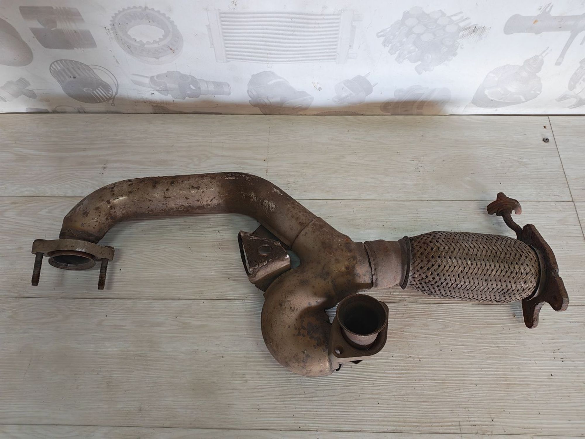 https://ycs.partsauto.market/partsauto-images/thmbs/userImages/c62dbafdfd507ffb436309ece2903ec8/part/7845ec1e-0dbc-4b78-b6df-3021ec850917_1774375452928.jpg