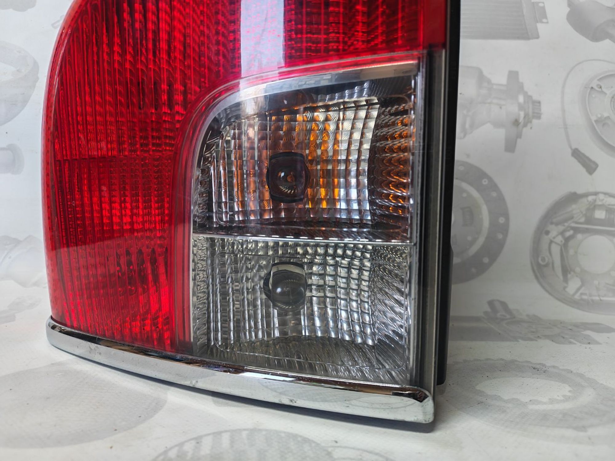 https://ycs.partsauto.market/partsauto-images/thmbs/userImages/c62dbafdfd507ffb436309ece2903ec8/part/df9268fc-0241-4fa2-a1ef-73e2b3199955_1774281324501.jpg