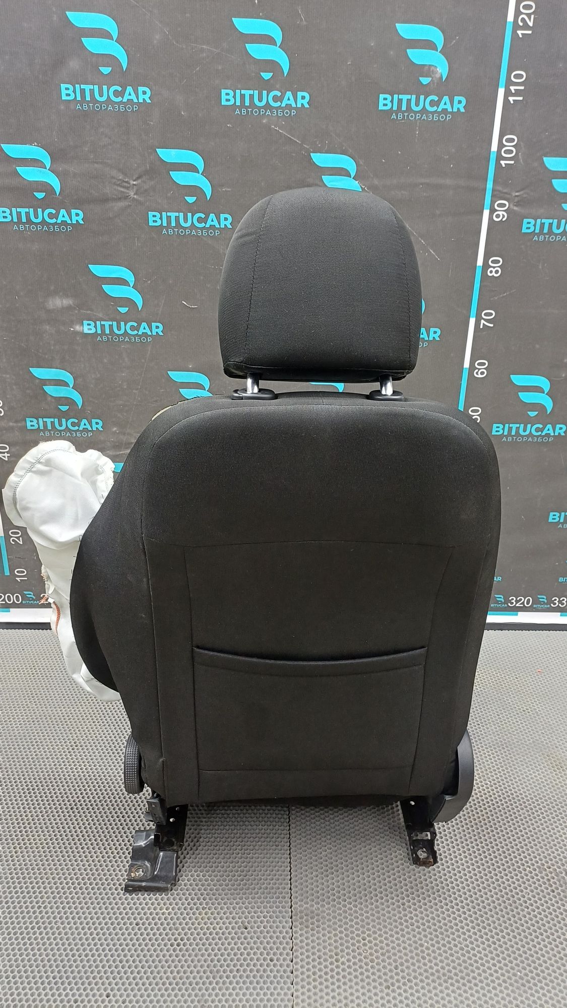 Б/У Сидение переднее левое Kia Ceed 2 JD (G4FG) 1.6L MT 2015 Хэтчбек, 4490 рублей, Краснодар