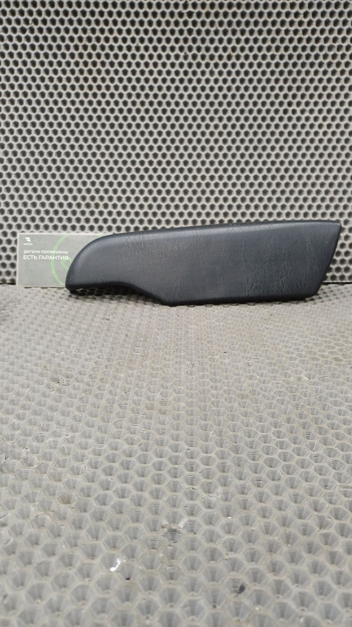 Б/У Накладка на внутреннюю ручку двери правая Toyota CARINA E 6 дорест. 1992—1996 1994 Зеленый, 499 рублей, Краснодар