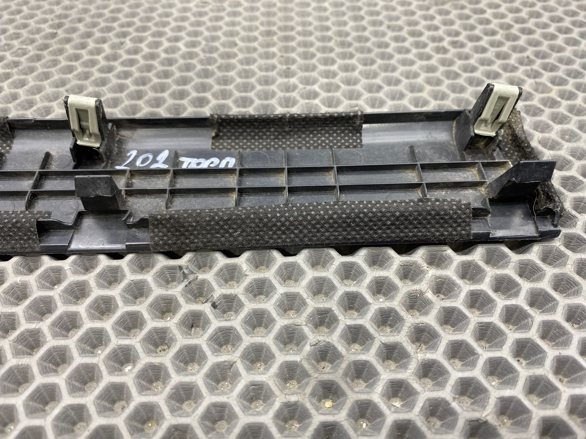 https://ycs.partsauto.market/partsauto-images/thmbs/userImages/c8f07ba63eb5b2f0f6006ea854bf8f7d/part/00dac025-f5a9-4b7e-966b-af989f75767e_1777799126892.jpg