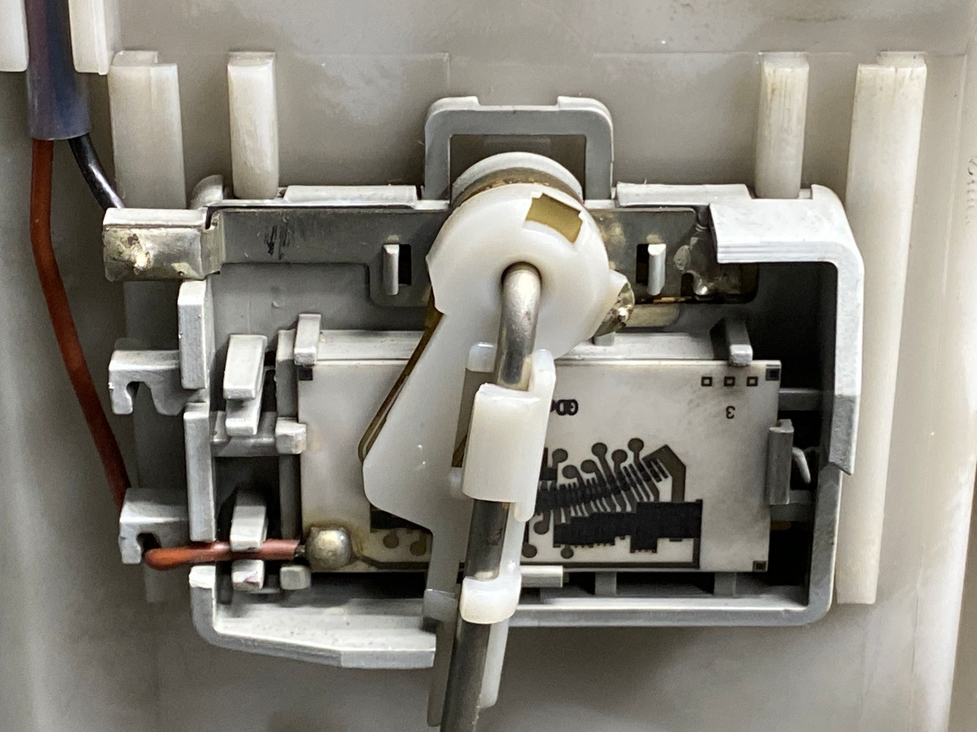 Б/У Бензонасос Kia Ceed 2 JD (G4FG) 1.6L MT 2012 Универсал, 2990 рублей, Краснодар