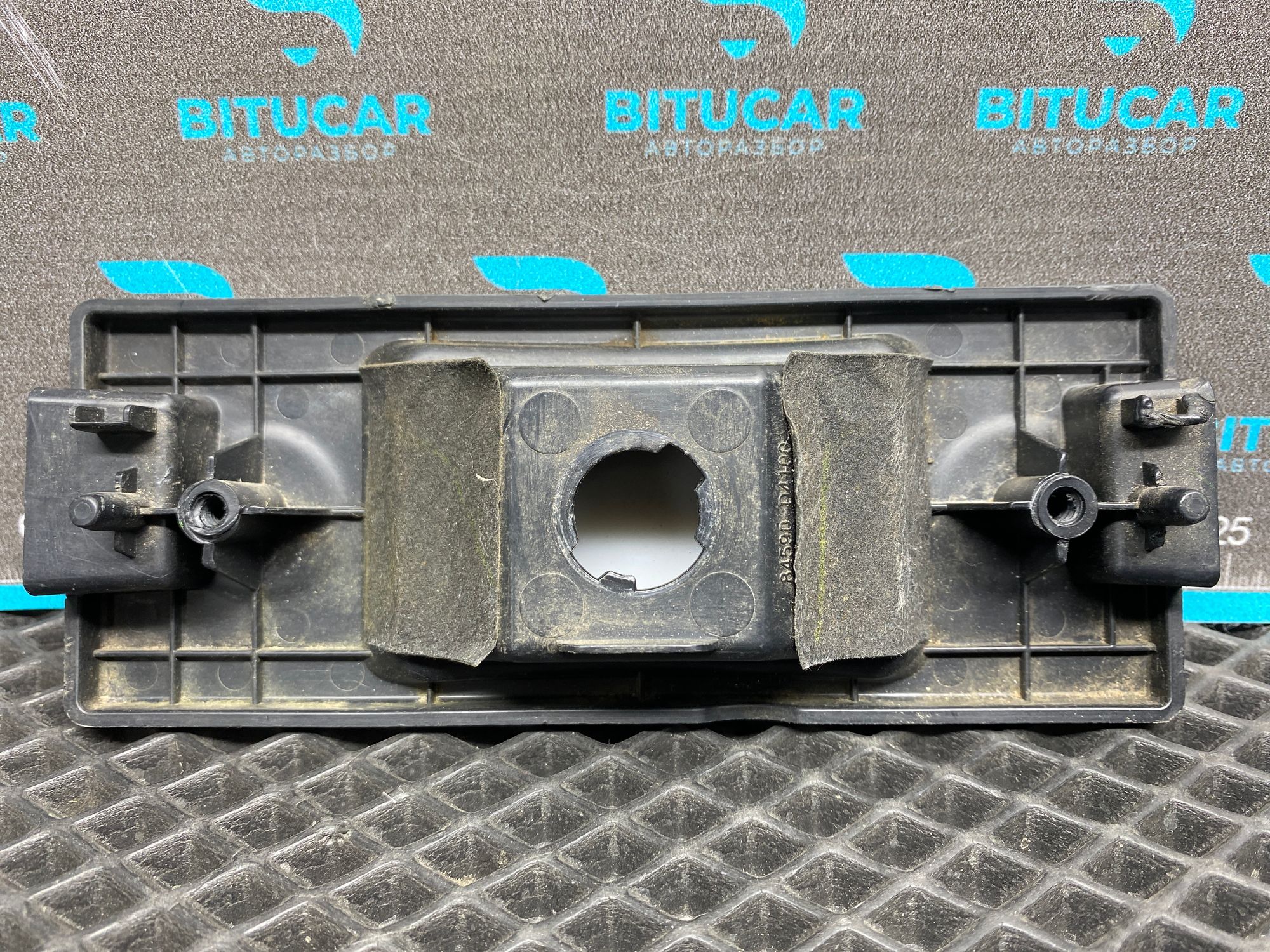 https://ycs.partsauto.market/partsauto-images/thmbs/userImages/c8f07ba63eb5b2f0f6006ea854bf8f7d/part/021dbc50-07d0-4570-a5fb-612ef4c5e674_1777788977532.jpg