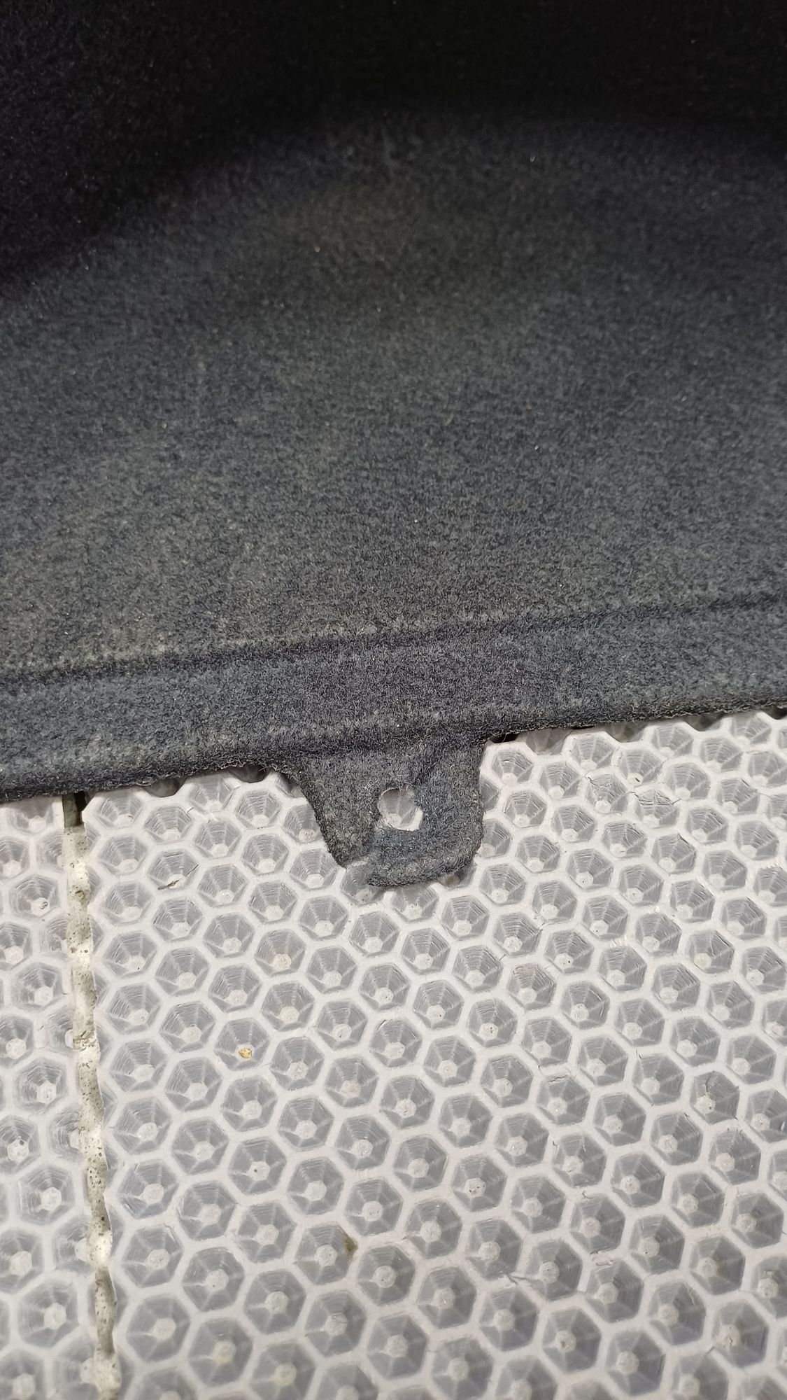 Б/У Обшивка багажника правая  Kia Rio 4 (G4FG) 1.6L AT 2021, 1490 рублей, Краснодар