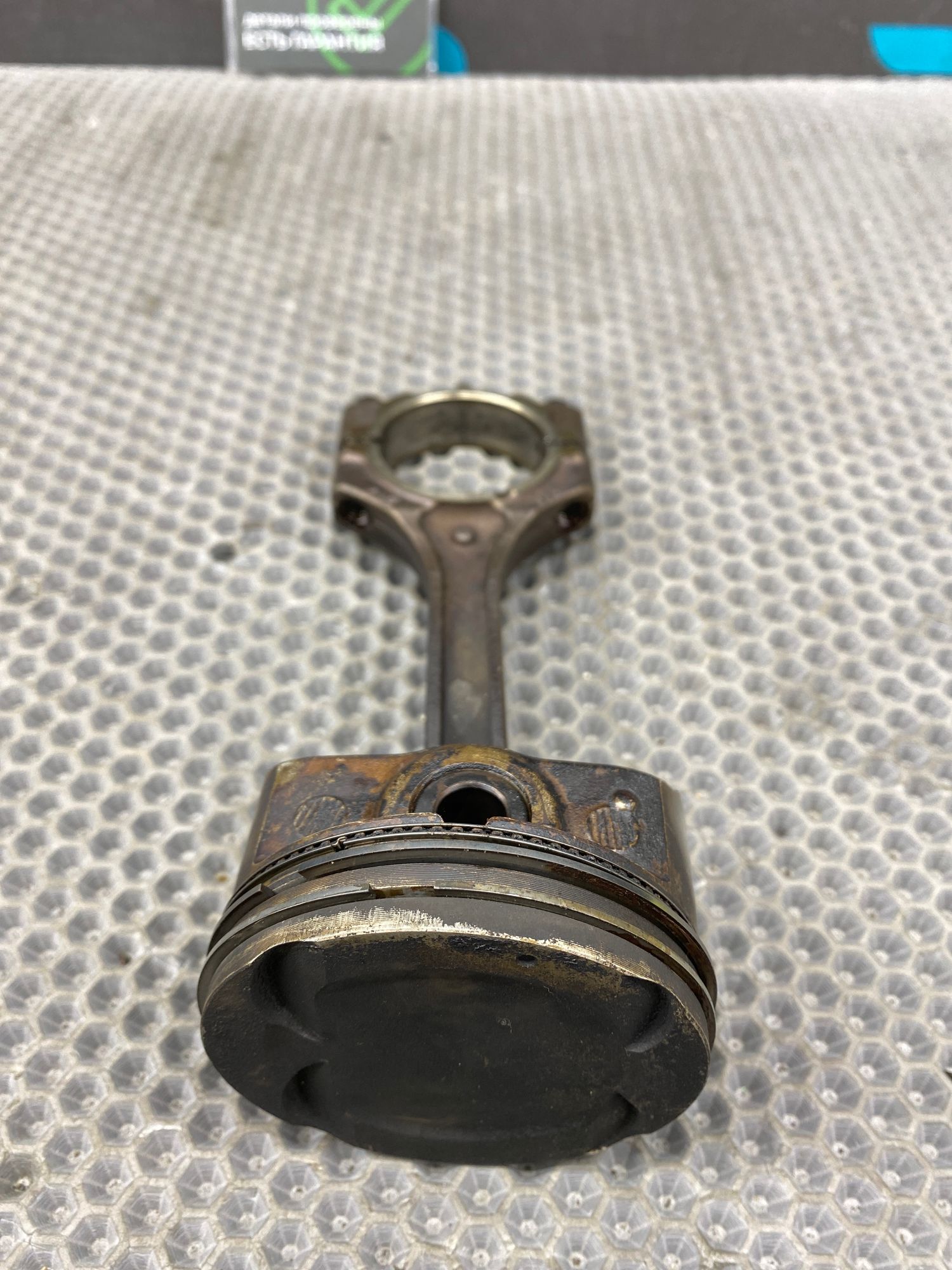 Б/У Шатун с поршнем Hyundai Solaris 1 2014 Белый, 1490 рублей, Краснодар