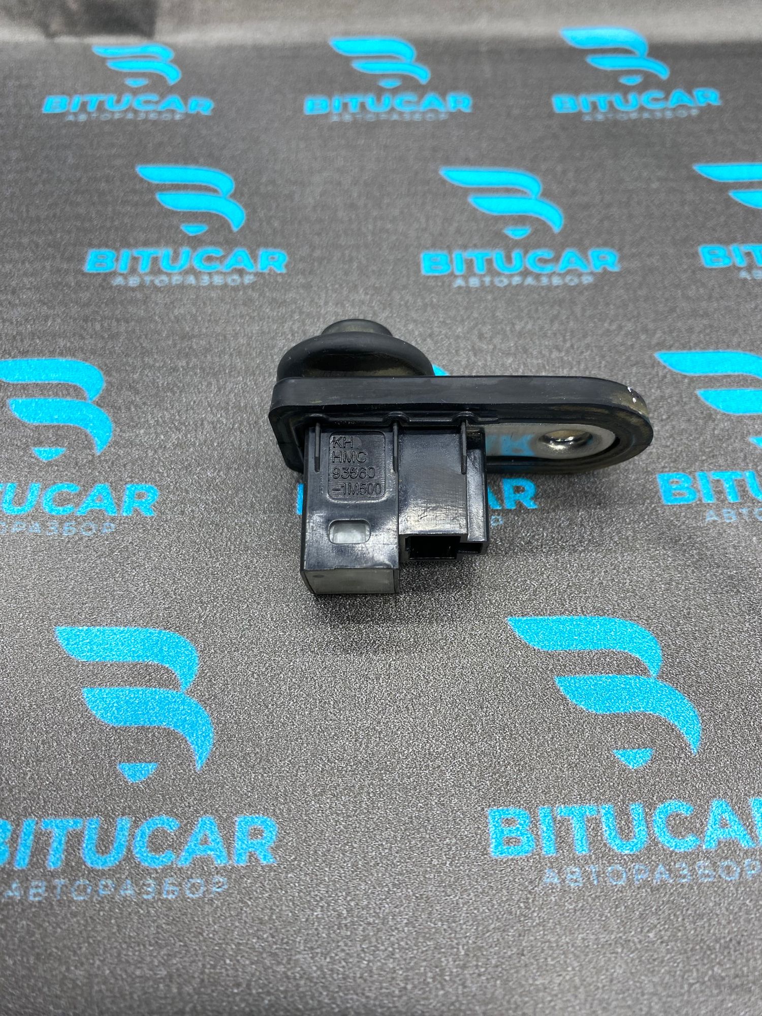https://ycs.partsauto.market/partsauto-images/thmbs/userImages/c8f07ba63eb5b2f0f6006ea854bf8f7d/part/03b8c95e-9b23-4511-a6e8-a40f7a451a89_1770189762472.jpg
