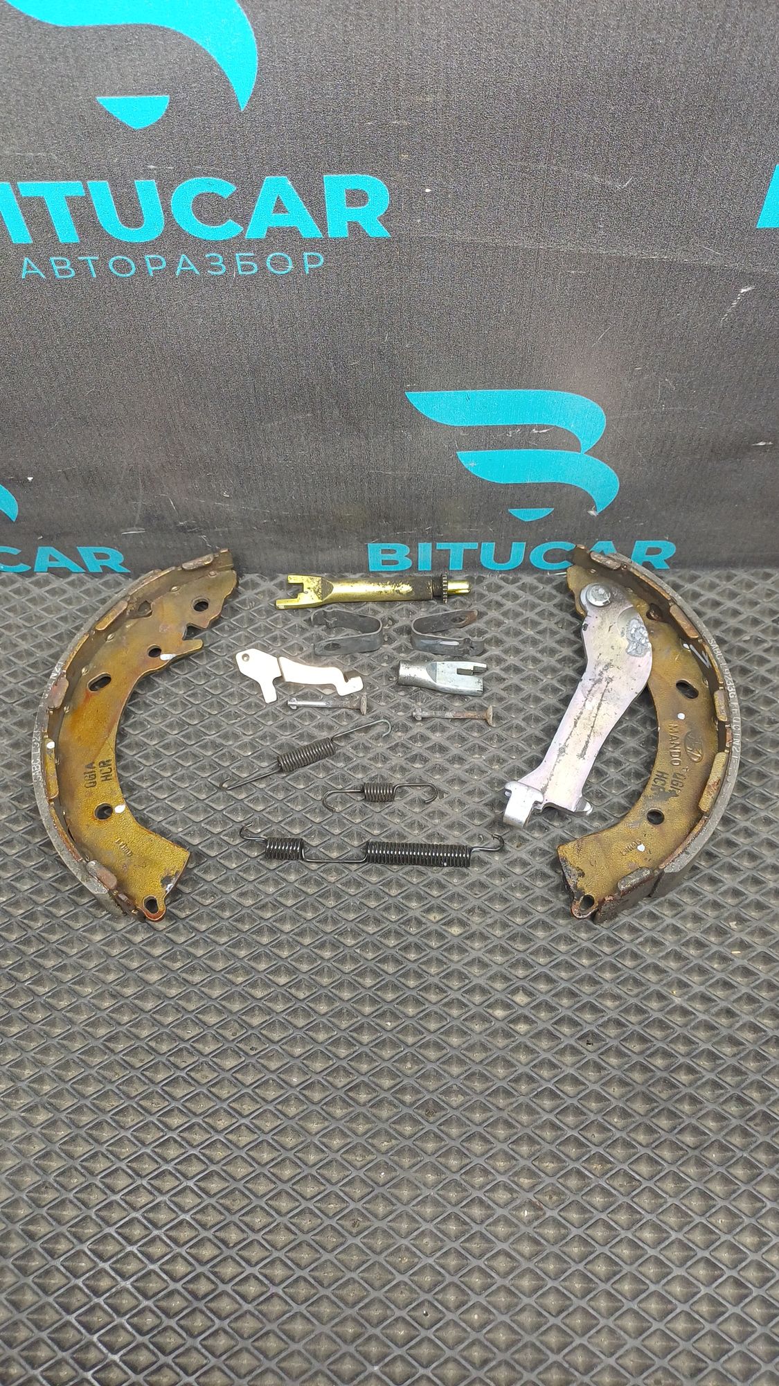 https://ycs.partsauto.market/partsauto-images/thmbs/userImages/c8f07ba63eb5b2f0f6006ea854bf8f7d/part/03c75691-9404-4551-8151-3a54d0c38a0a_1777100809051.jpg