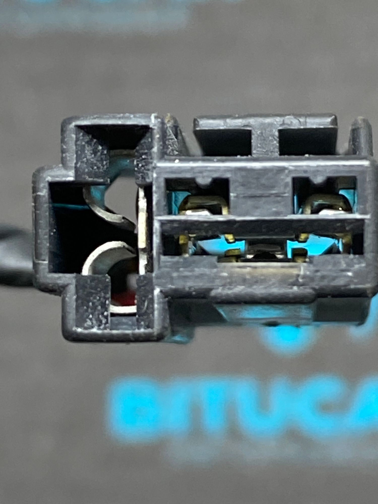 https://ycs.partsauto.market/partsauto-images/thmbs/userImages/c8f07ba63eb5b2f0f6006ea854bf8f7d/part/03dfd710-a177-4aaf-ae58-ec1f42451d7c_1777708705908.jpg