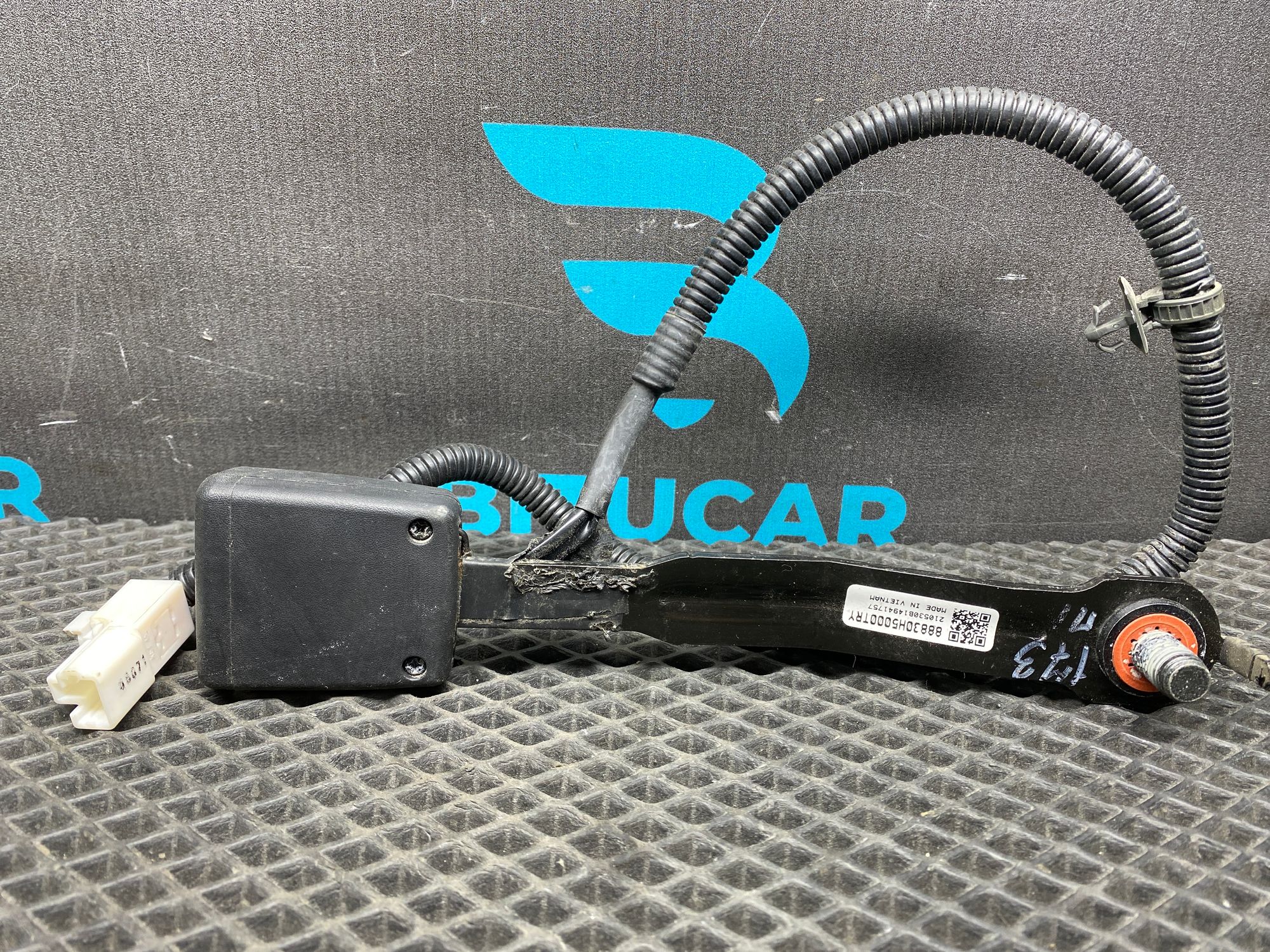 https://ycs.partsauto.market/partsauto-images/thmbs/userImages/c8f07ba63eb5b2f0f6006ea854bf8f7d/part/0519e596-28fc-45e6-aef1-3754a664b9a9_1776942556777.jpg