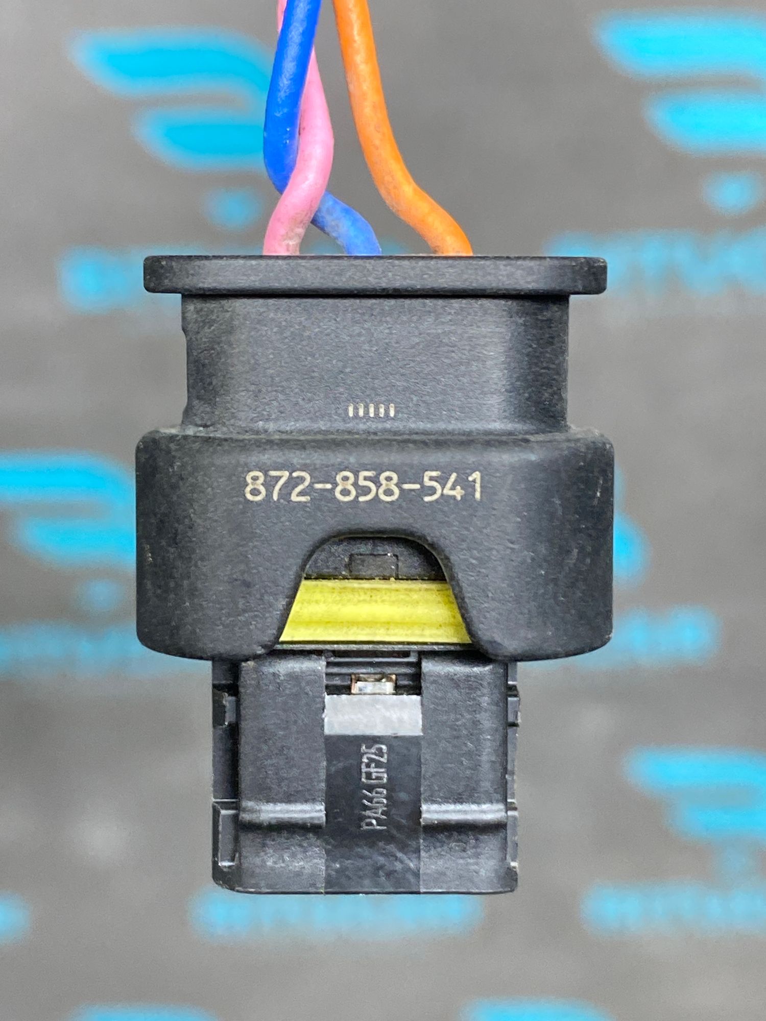 https://ycs.partsauto.market/partsauto-images/thmbs/userImages/c8f07ba63eb5b2f0f6006ea854bf8f7d/part/053d32c6-5f1a-4374-94c1-b311733d6f98_1777361093028.jpg