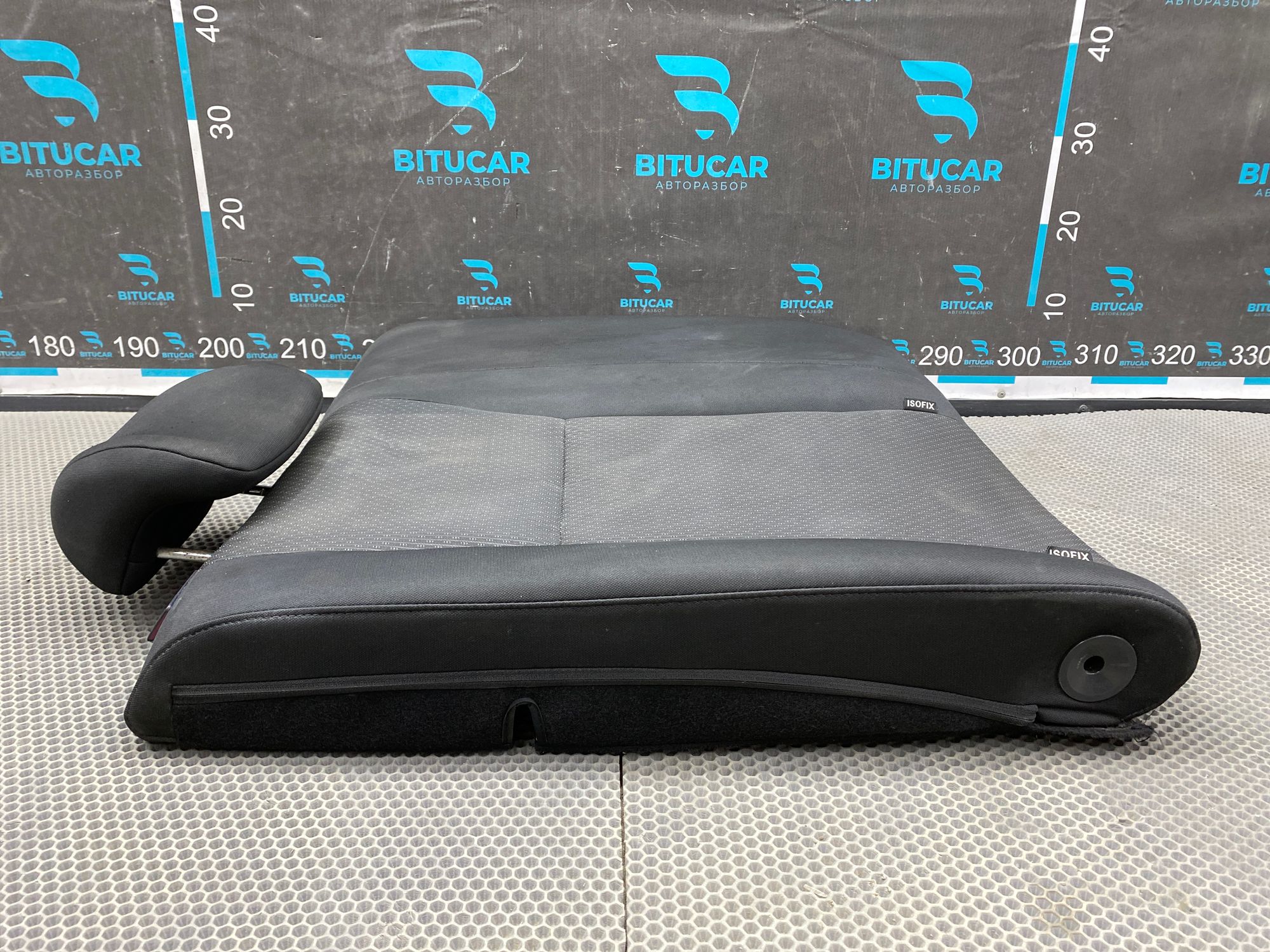https://ycs.partsauto.market/partsauto-images/thmbs/userImages/c8f07ba63eb5b2f0f6006ea854bf8f7d/part/05626ee5-ffd7-4e46-802d-80f8b411cd94_1777035106332.jpg