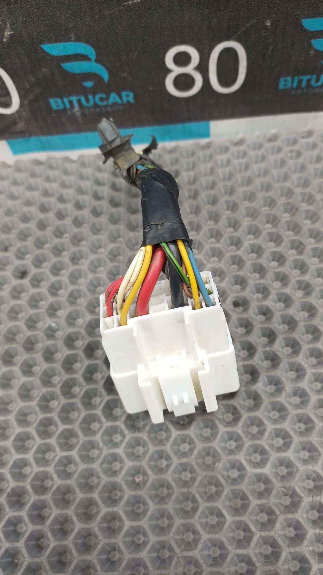 https://ycs.partsauto.market/partsauto-images/thmbs/userImages/c8f07ba63eb5b2f0f6006ea854bf8f7d/part/05d367e5-3b65-41f8-9999-a041d7bbb302_1774865918586.jpg
