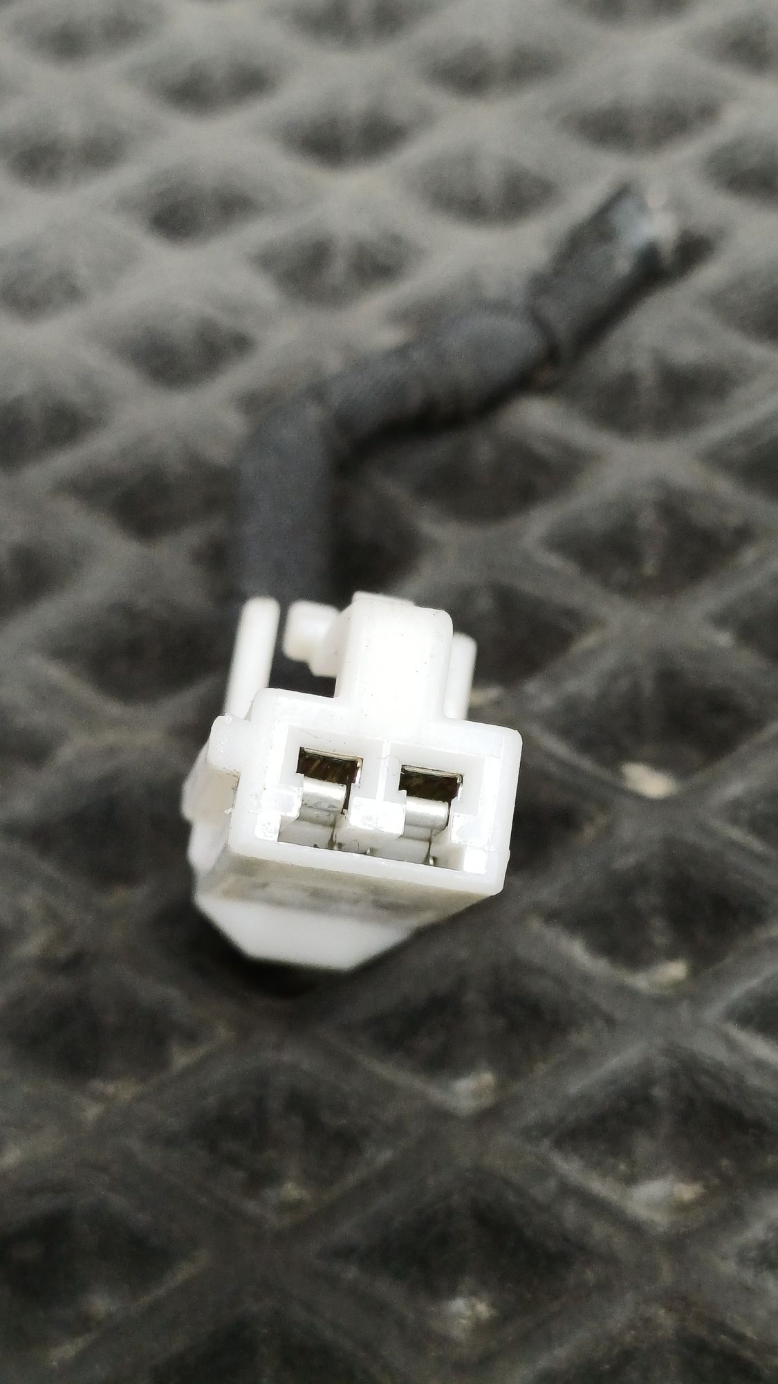 https://ycs.partsauto.market/partsauto-images/thmbs/userImages/c8f07ba63eb5b2f0f6006ea854bf8f7d/part/061596ab-a77e-4ac5-802a-670e72f04767_1777554468623.jpg