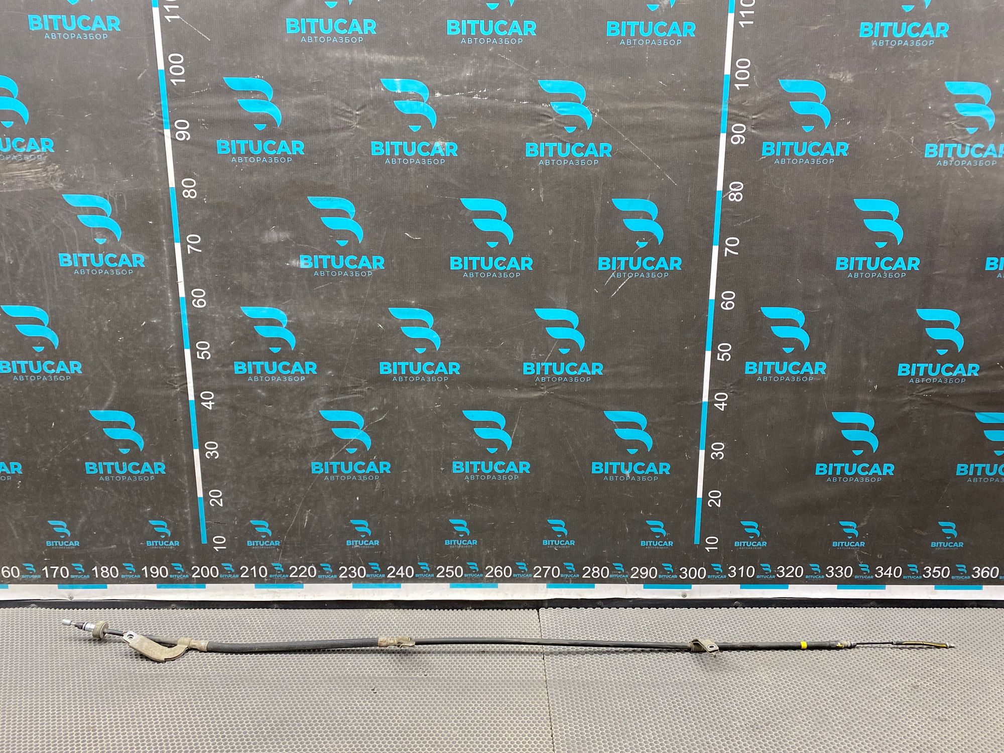 Б/У Трос стояночного тормоза правый Kia Rio 4 (G4FG) 1.6L AT 2021, 990 рублей, Краснодар