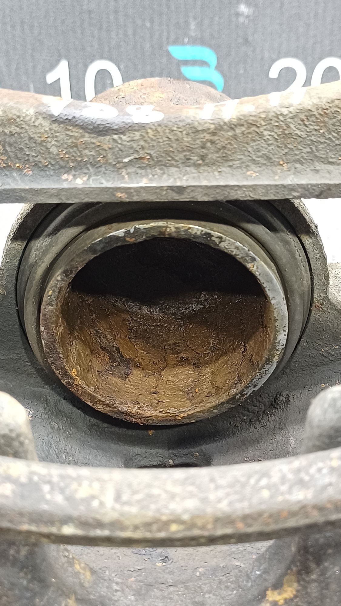 https://ycs.partsauto.market/partsauto-images/thmbs/userImages/c8f07ba63eb5b2f0f6006ea854bf8f7d/part/06d2e18b-4206-4da3-b60b-d4d8f88987cf_1777293171793.jpg