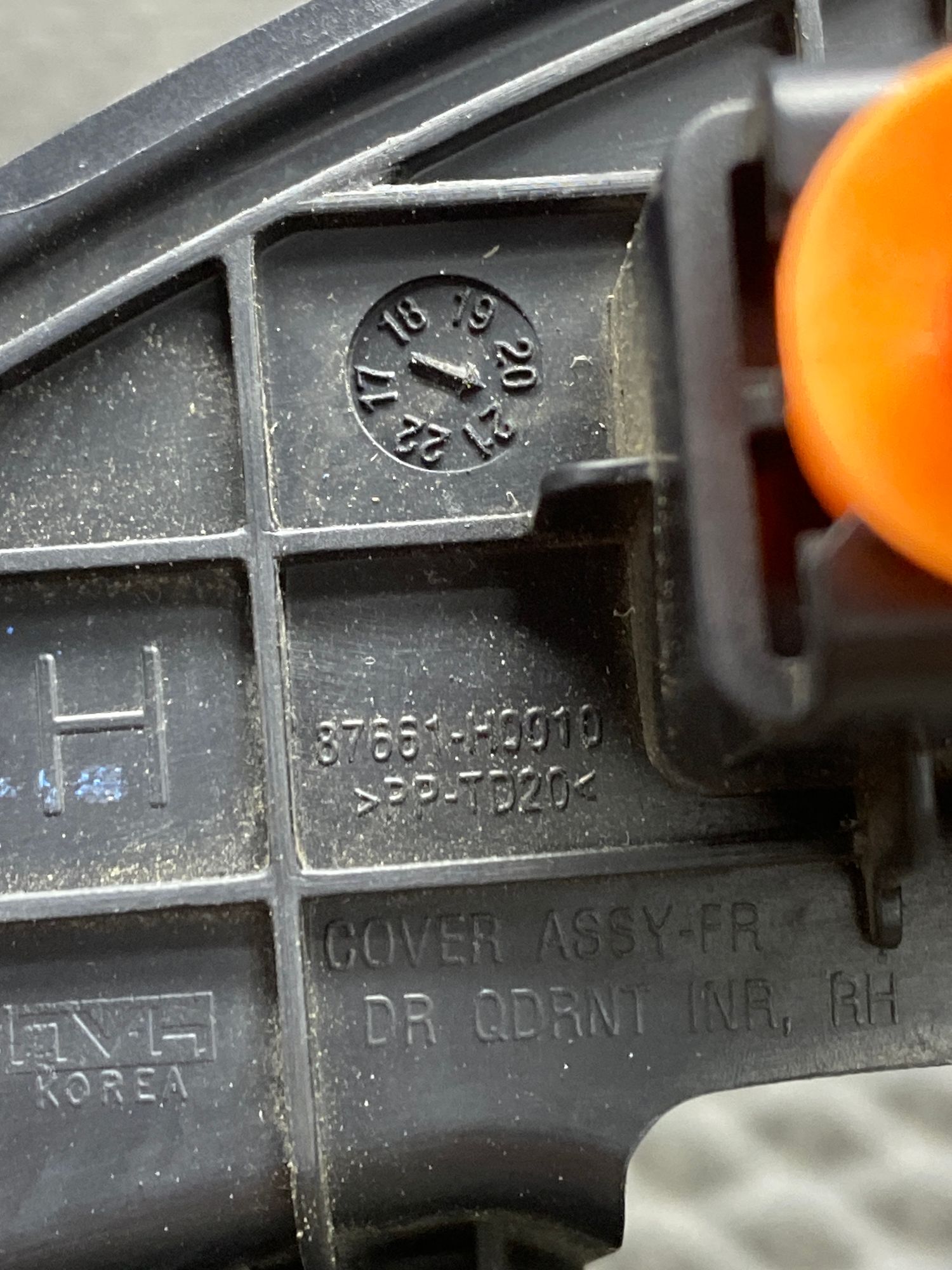 https://ycs.partsauto.market/partsauto-images/thmbs/userImages/c8f07ba63eb5b2f0f6006ea854bf8f7d/part/079c040f-5b89-4b4b-a23d-60a88e6e44f2_1776853129851.jpg